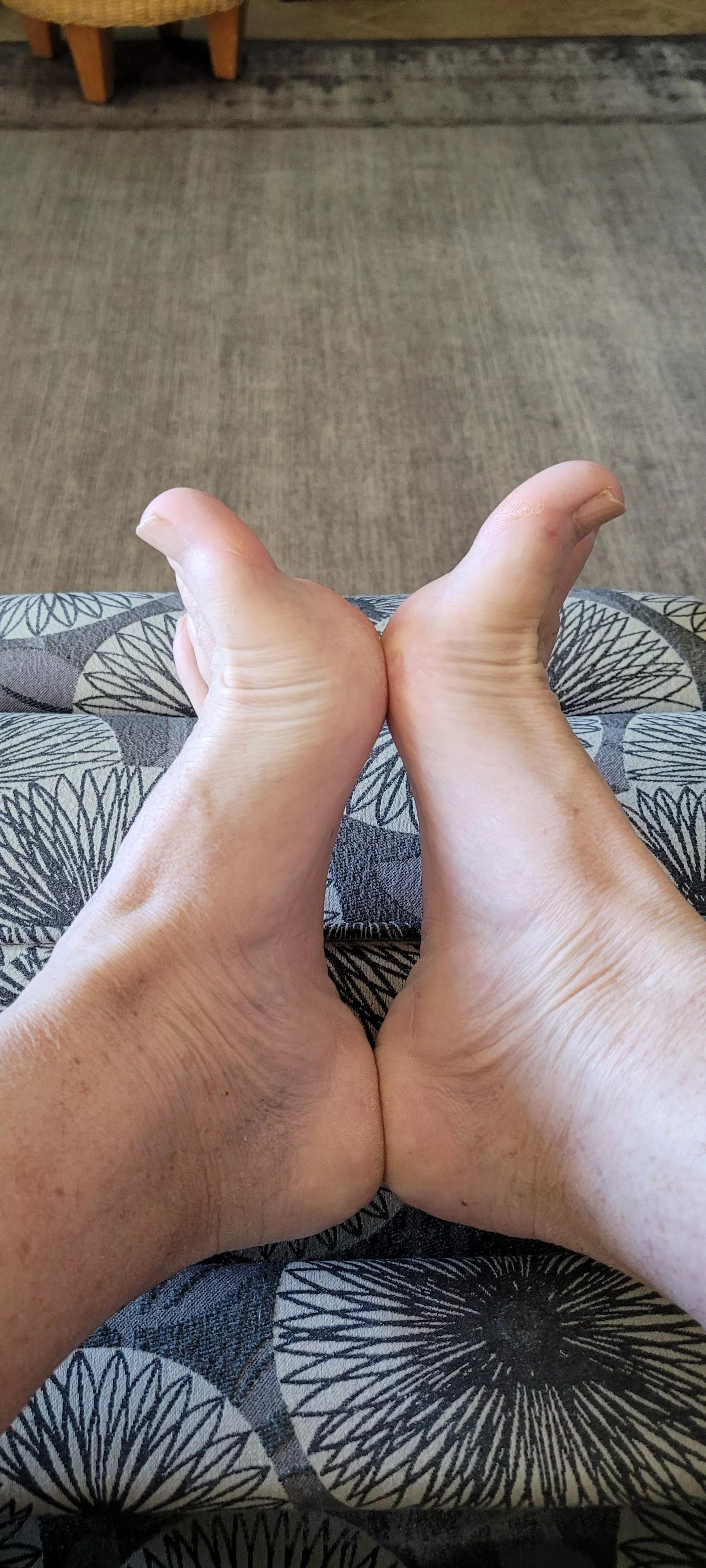 Fuck my feet ðŸ˜‹ðŸ’¦ðŸ’¦ðŸ’¦ðŸ’¦ðŸ’¦