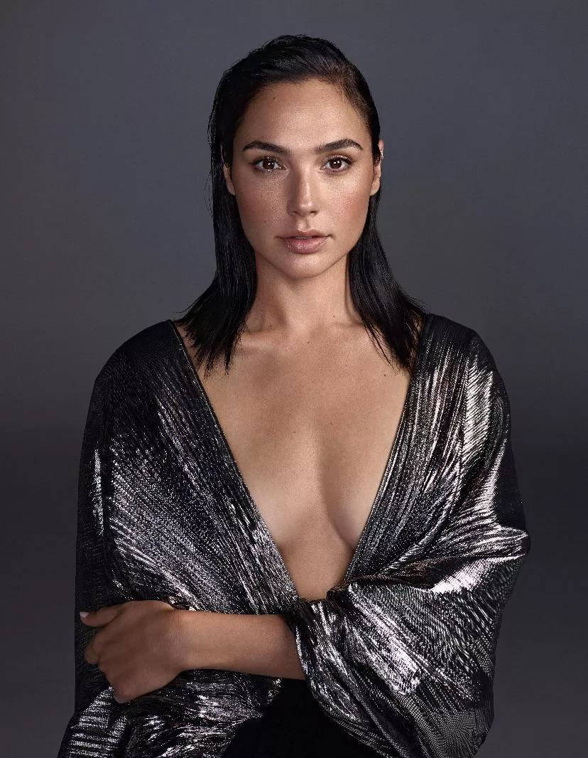 Gal Gadot has me so horny right now! Please drain me to her!