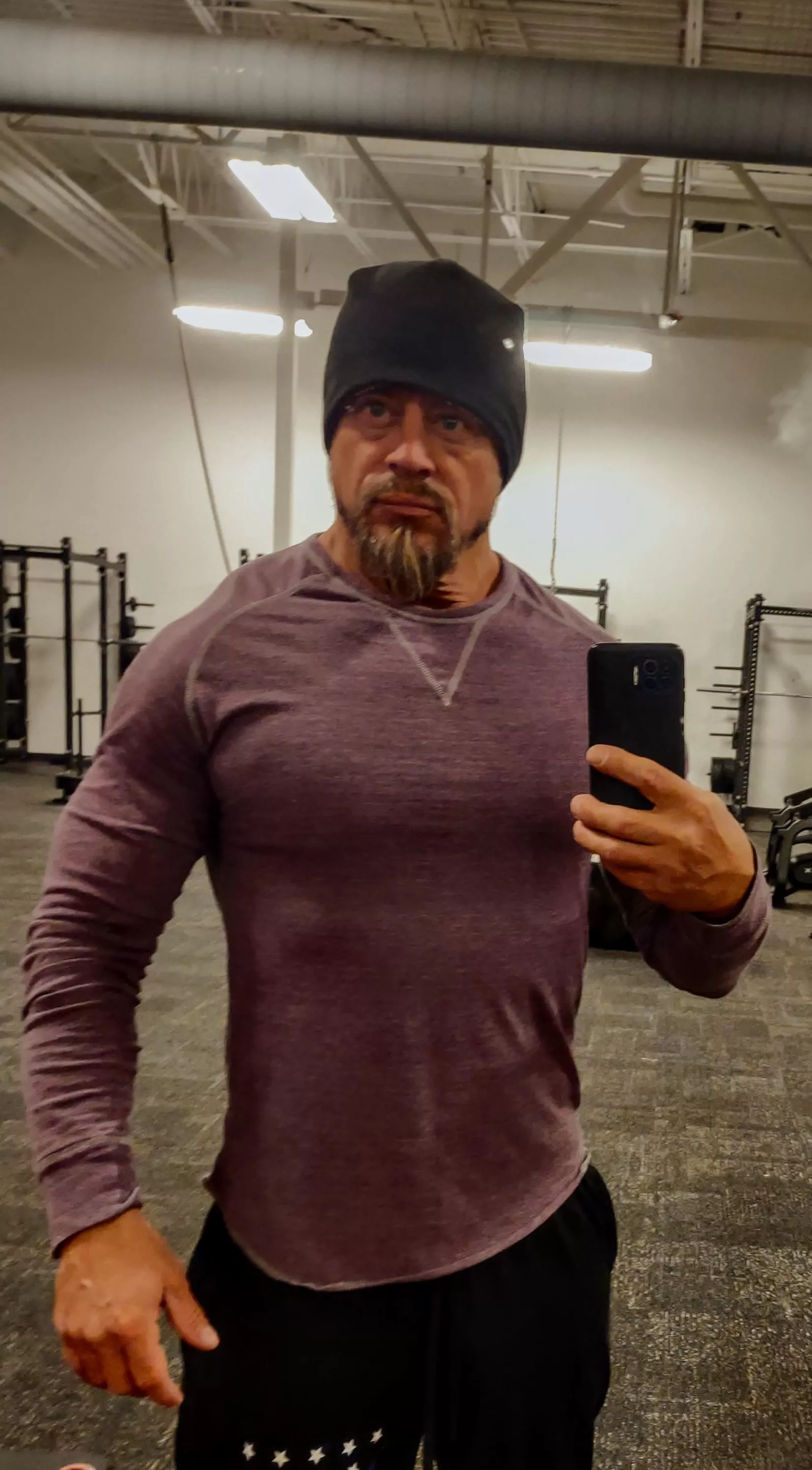 Getting a beast mode work out this morning!! 53[M]