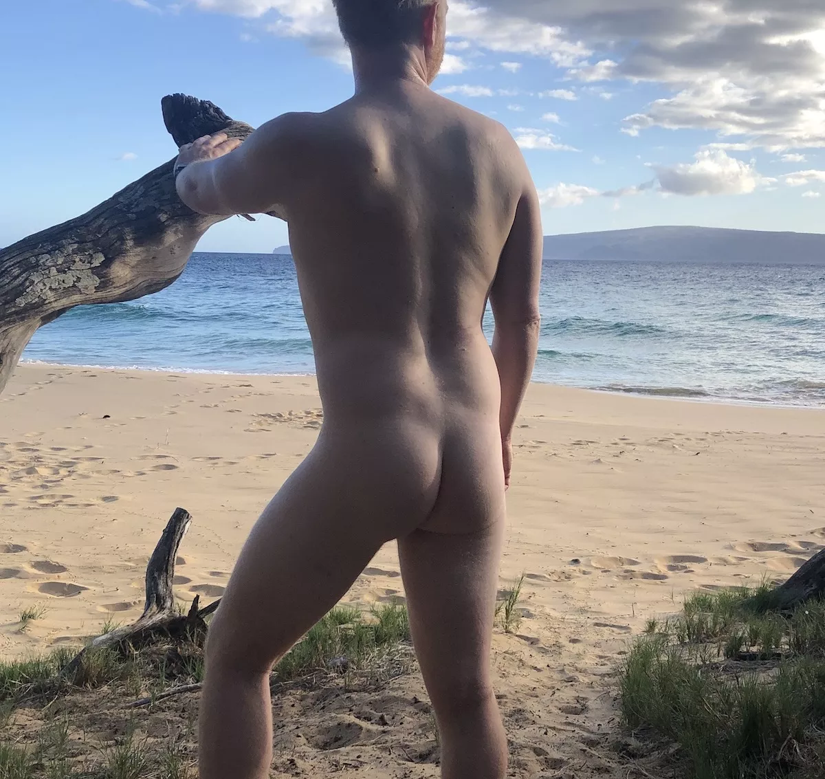 Ginger bum at the beach...in the shade of course