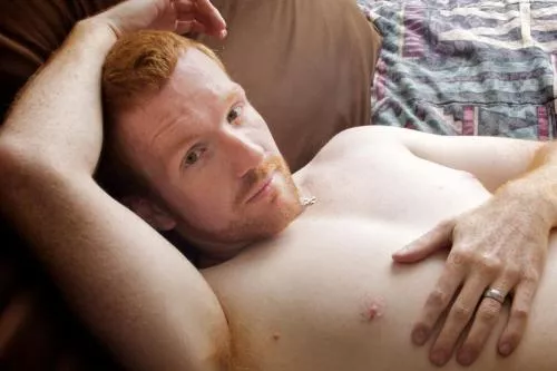 Ginger in bed (X-Post /r/meninbed)