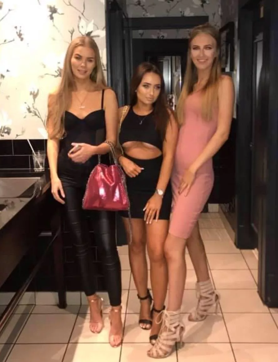 â€œGirls nightâ€ but the middle one went to see the boys after