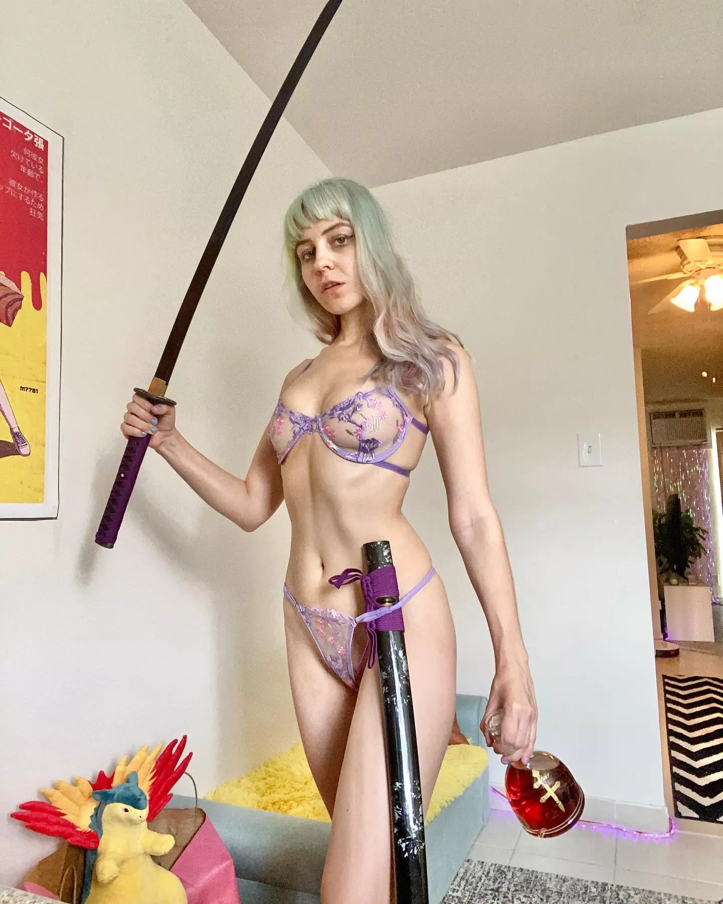 girls with pokemon and swords, yay or nay? ⚔️ [f]