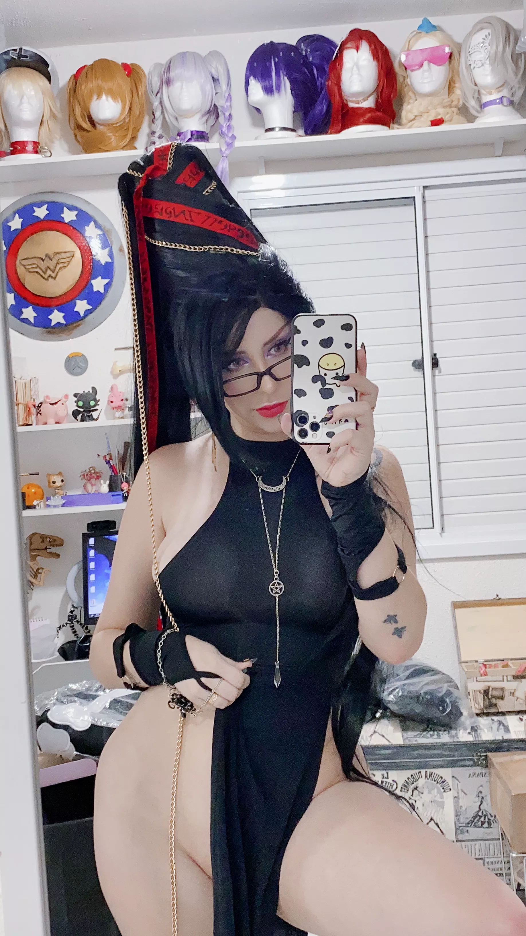 Giu Hellsing as Bayonetta