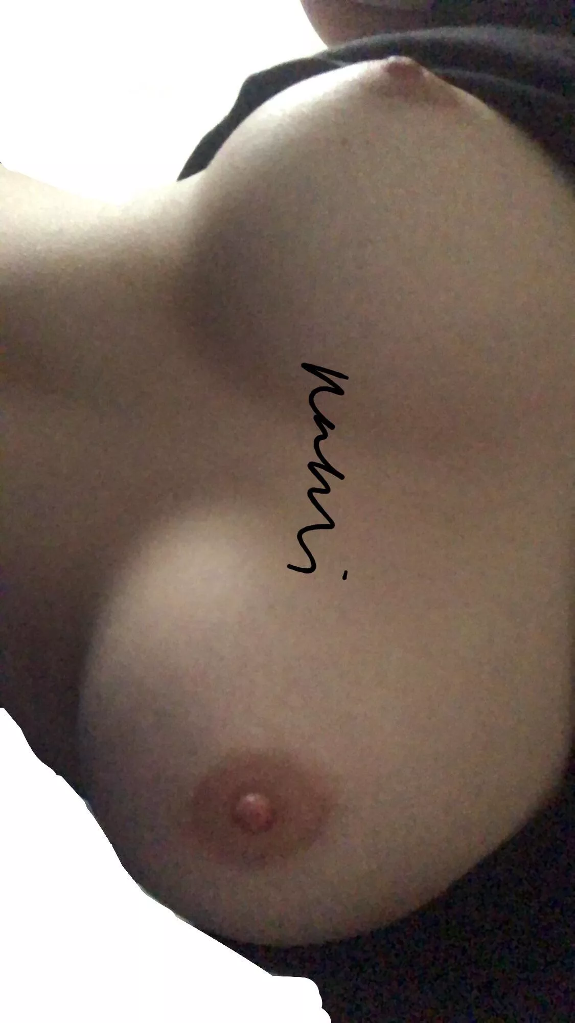 Give my titties sum luv 🍒 happy weekend! [F]