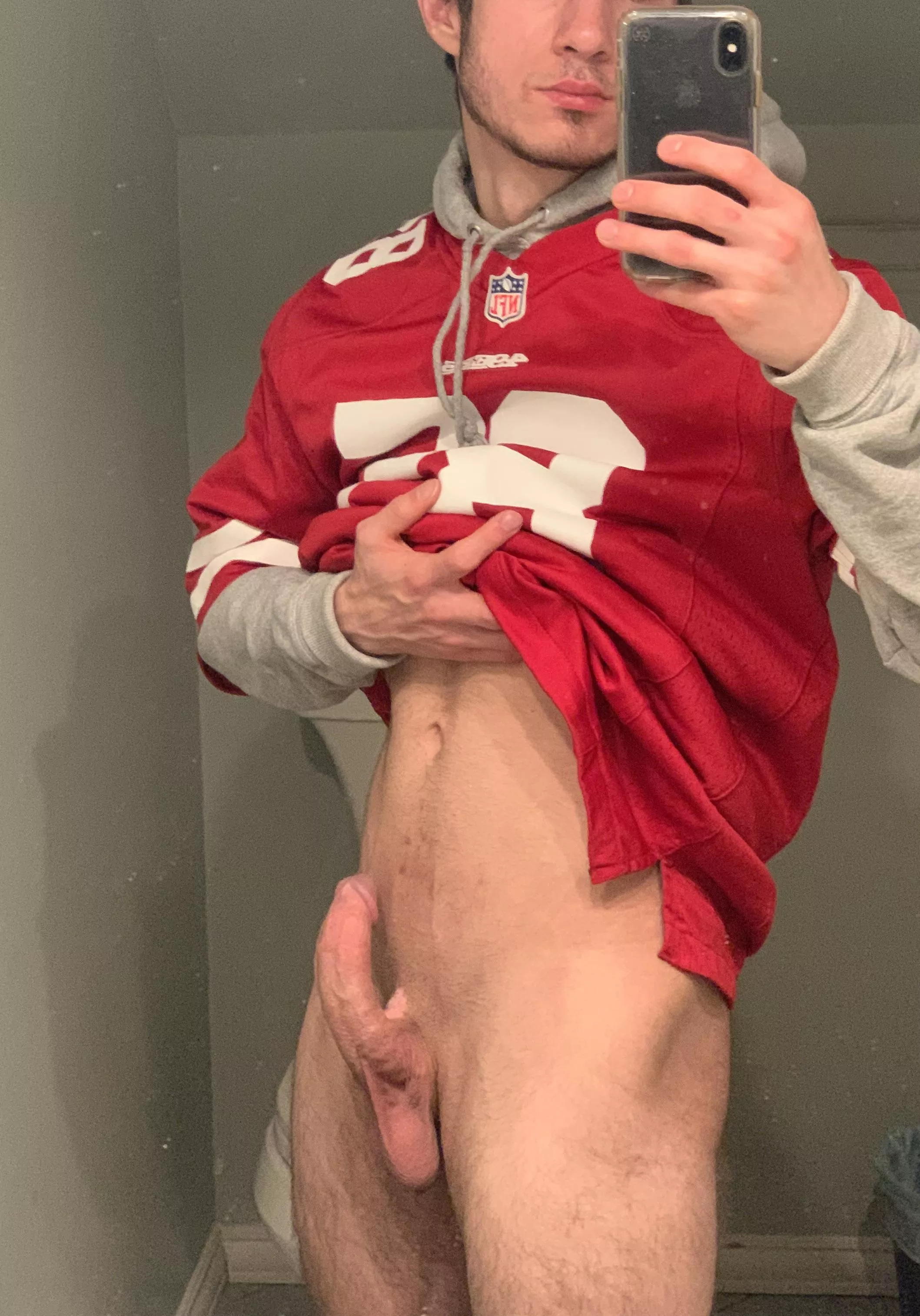 Go niners!! What’s your favorite football team?