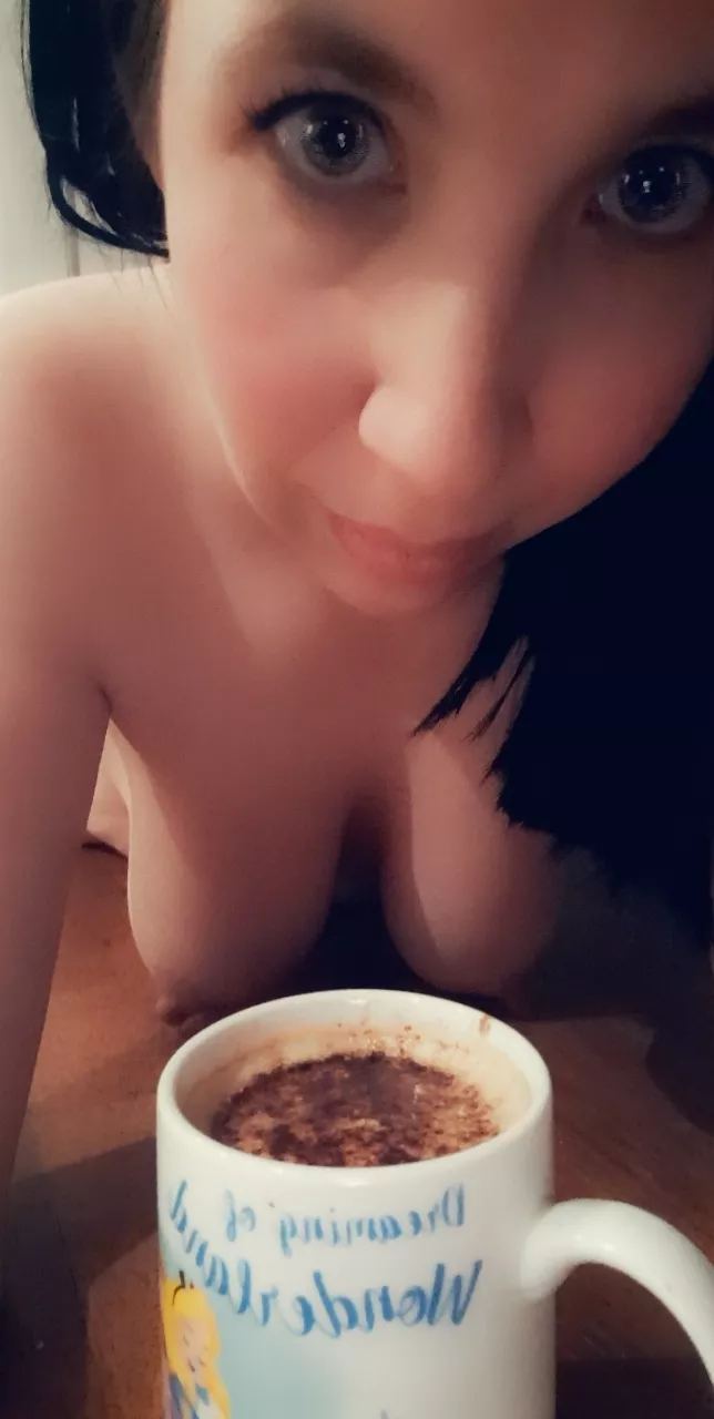 Good morning coffee freaks ðŸ˜˜ hope this chases away those Monday blues ðŸ˜ˆðŸ˜œ