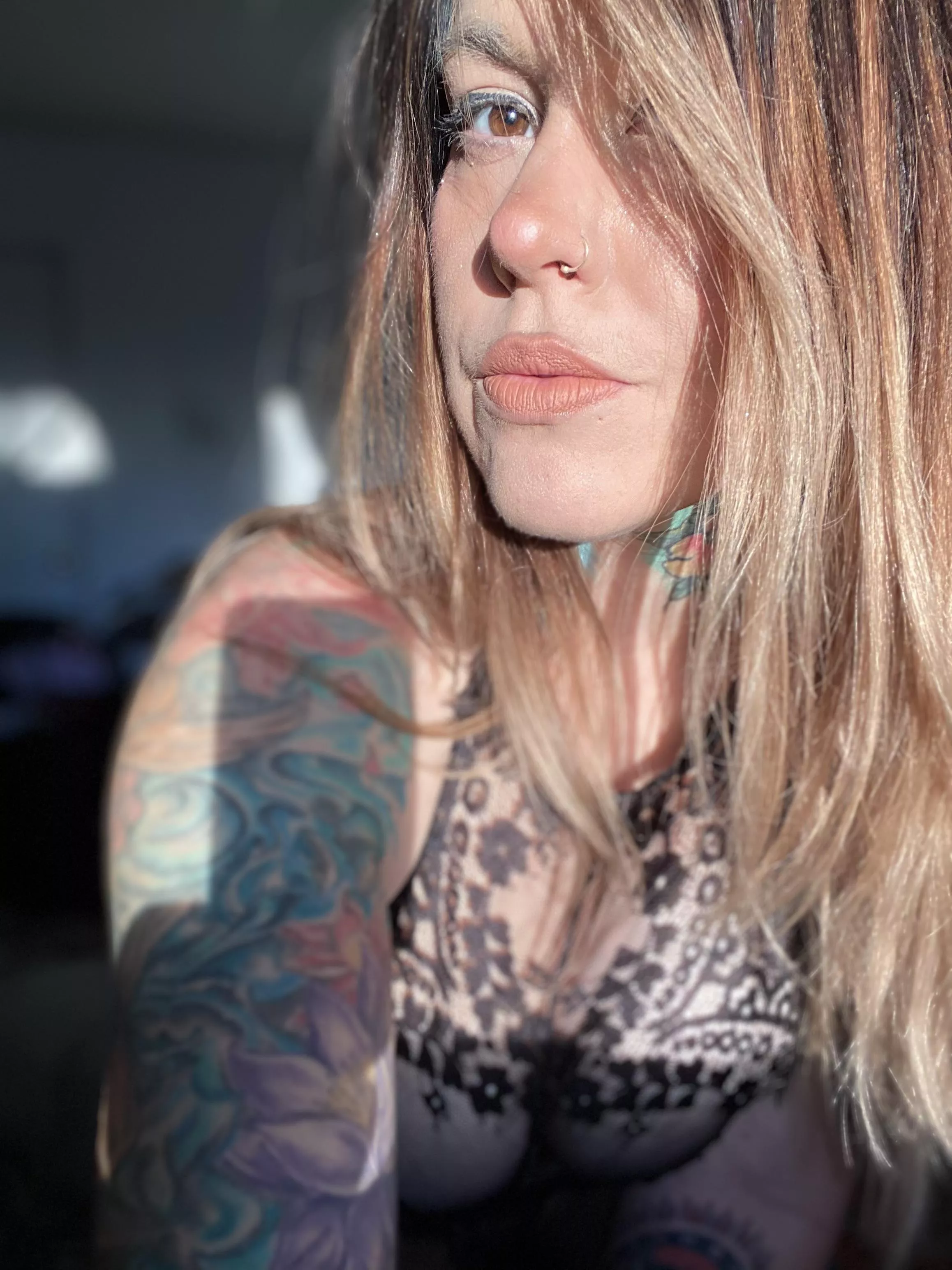 Good morning from a tattooed milf ðŸ–¤