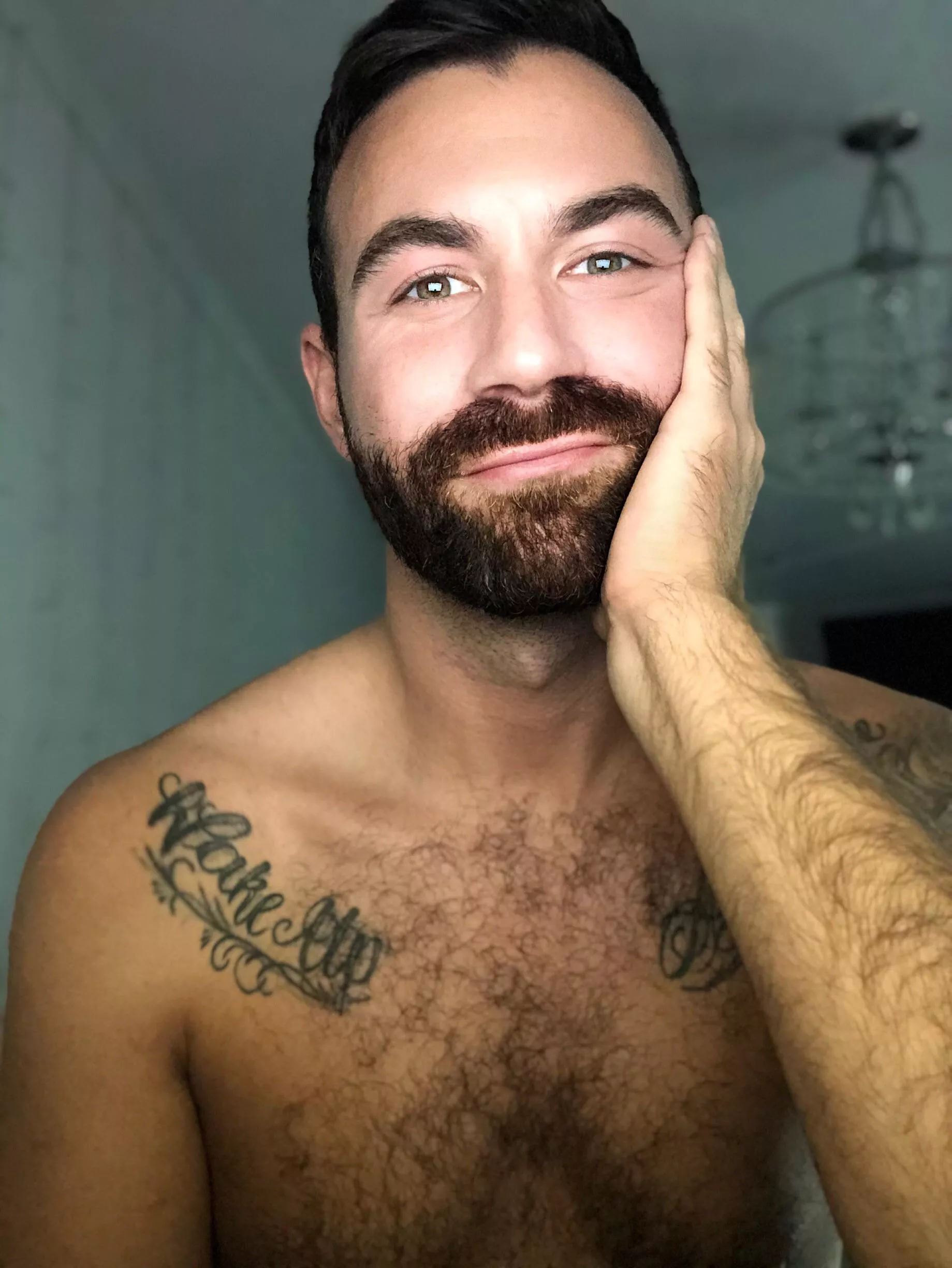 Good morning gay bros 🤗