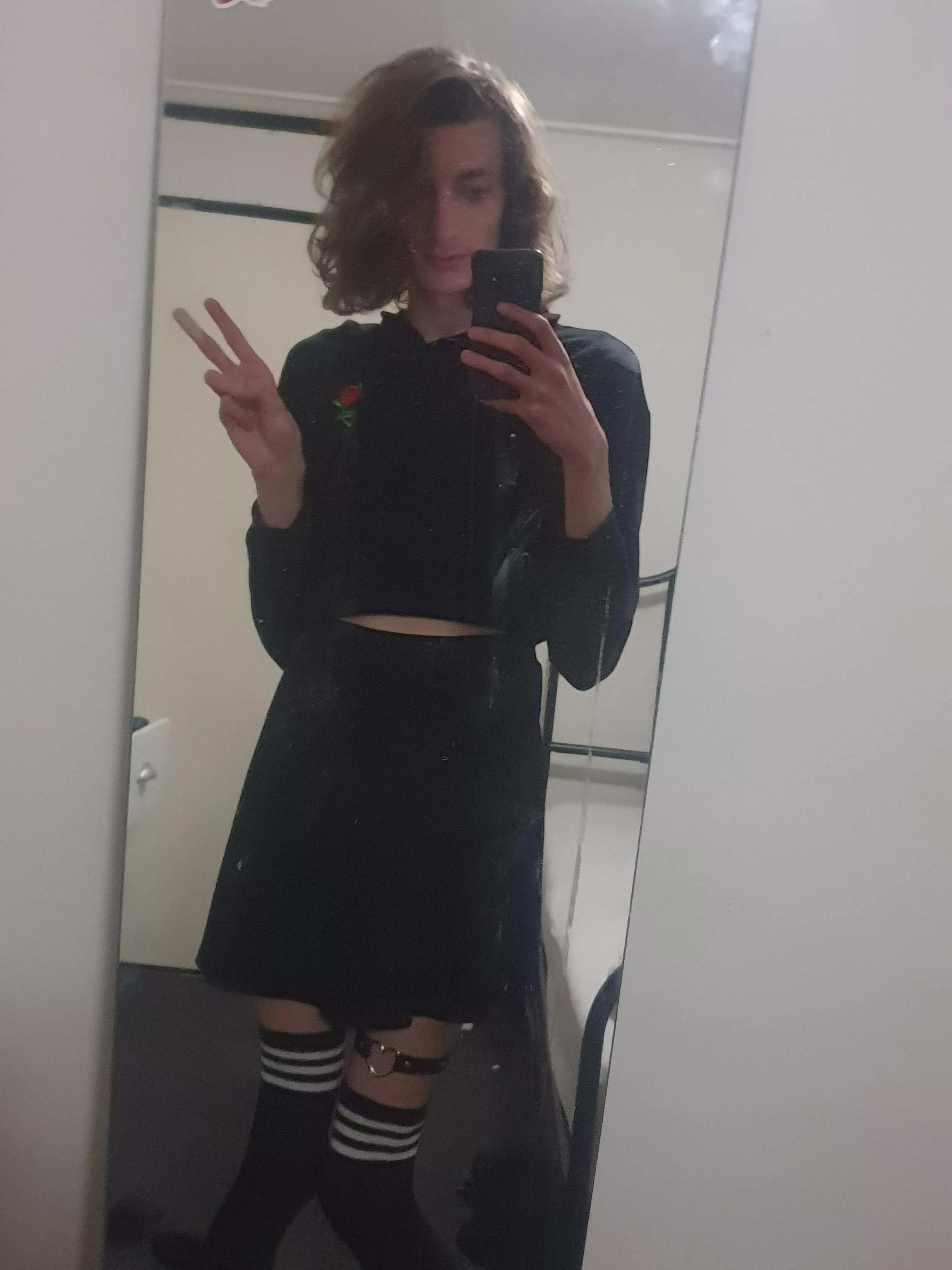 Got my first full feminine outfit :33