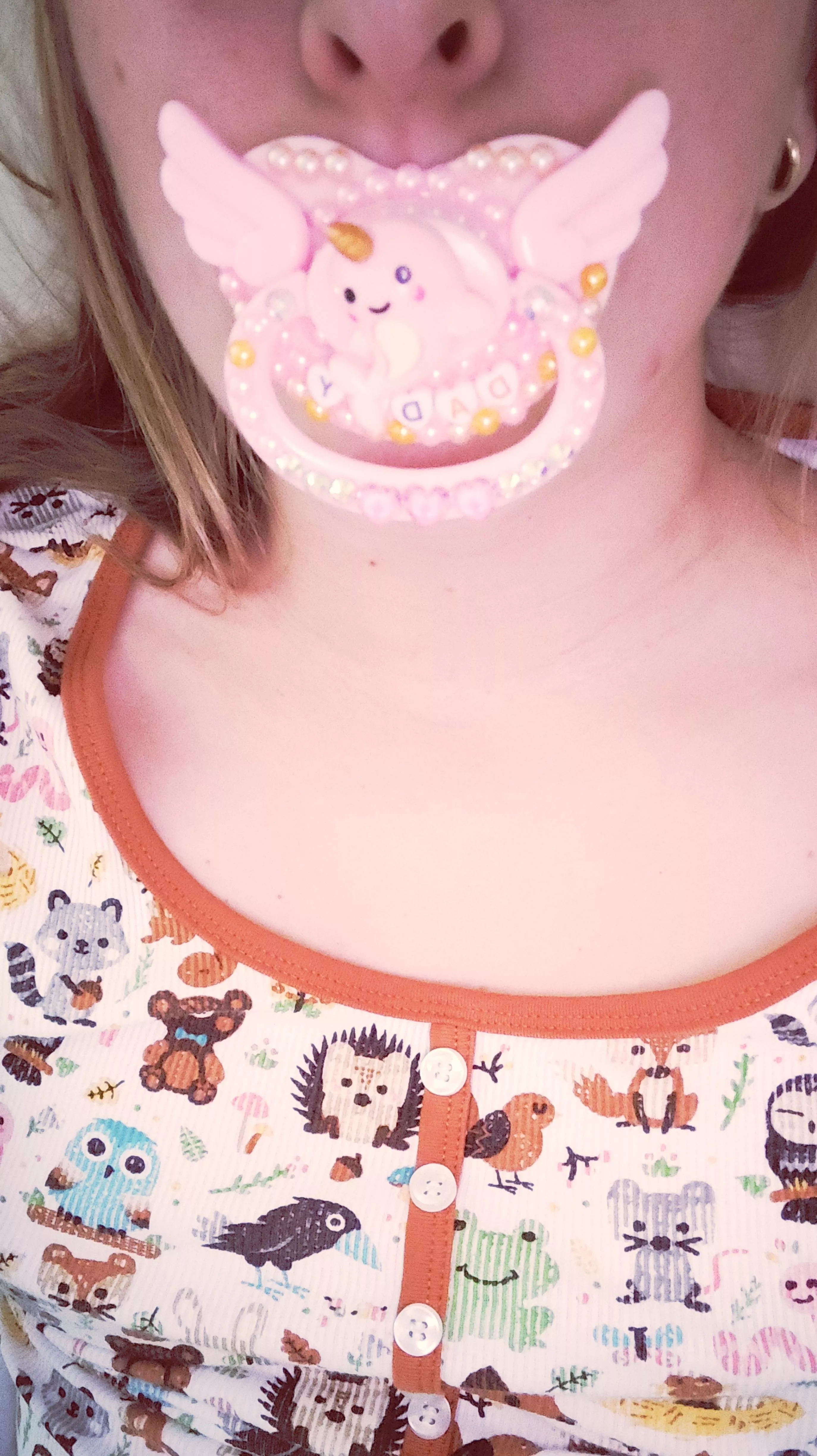 Got my first paci! ðŸš¼ðŸ˜»âœ¨ðŸ’–