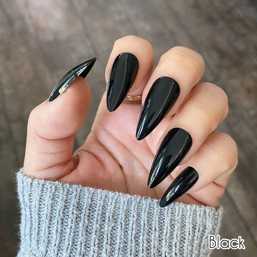 Great nails set I found on Pinterest