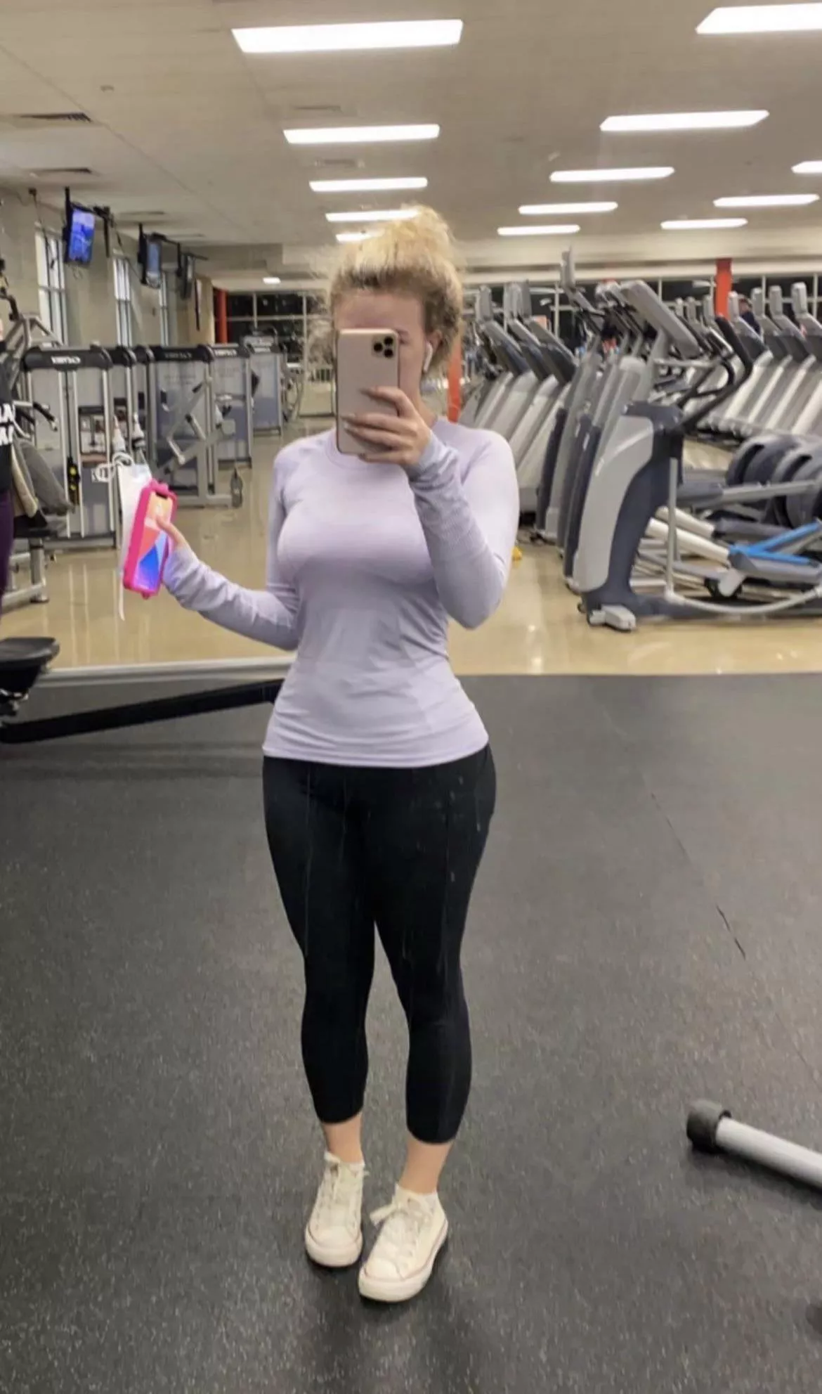 Gym mirror selfie ðŸ˜Š