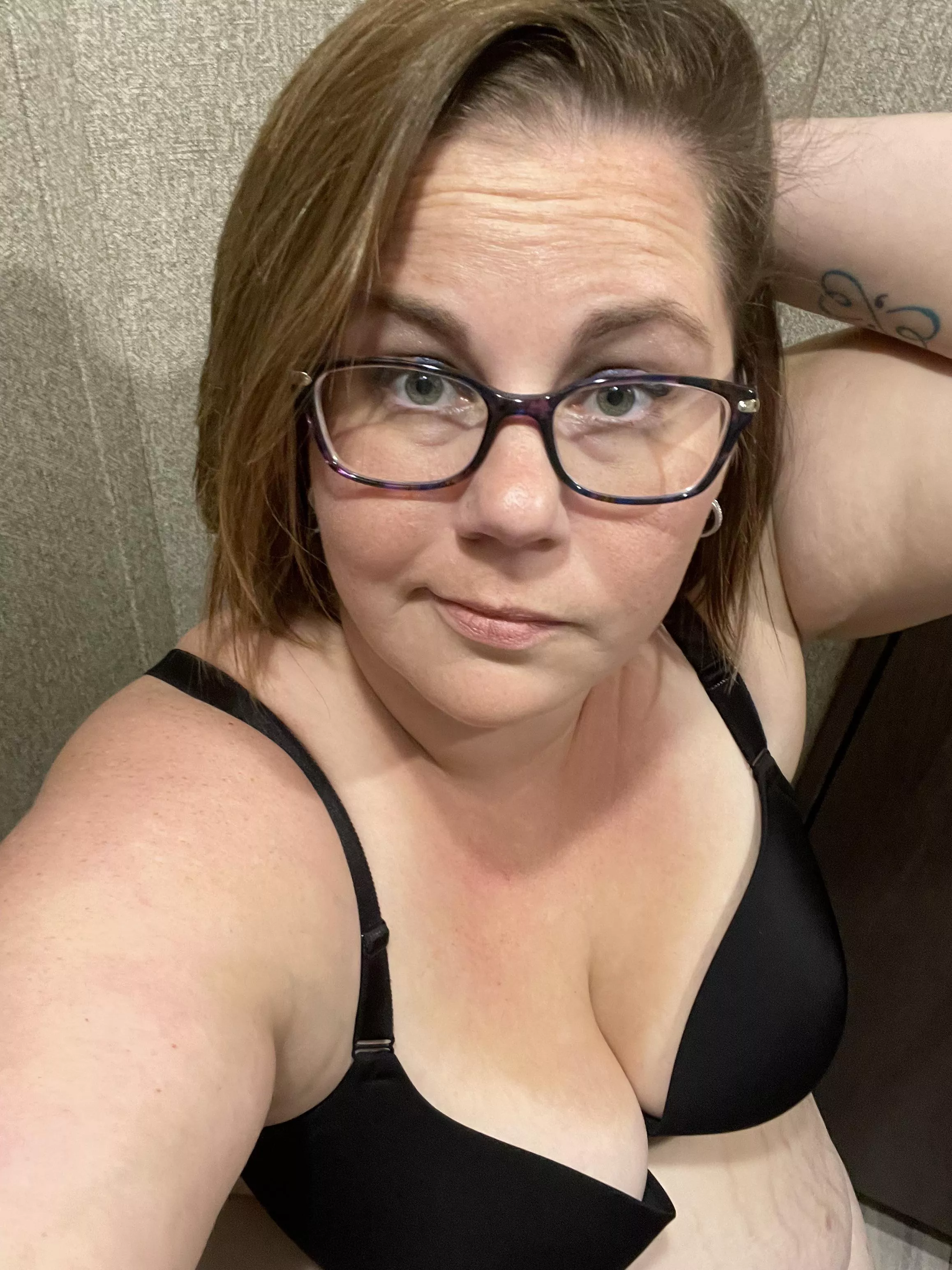 Had a long day at work. Want to help me get undressed and then scrub me in the shower.