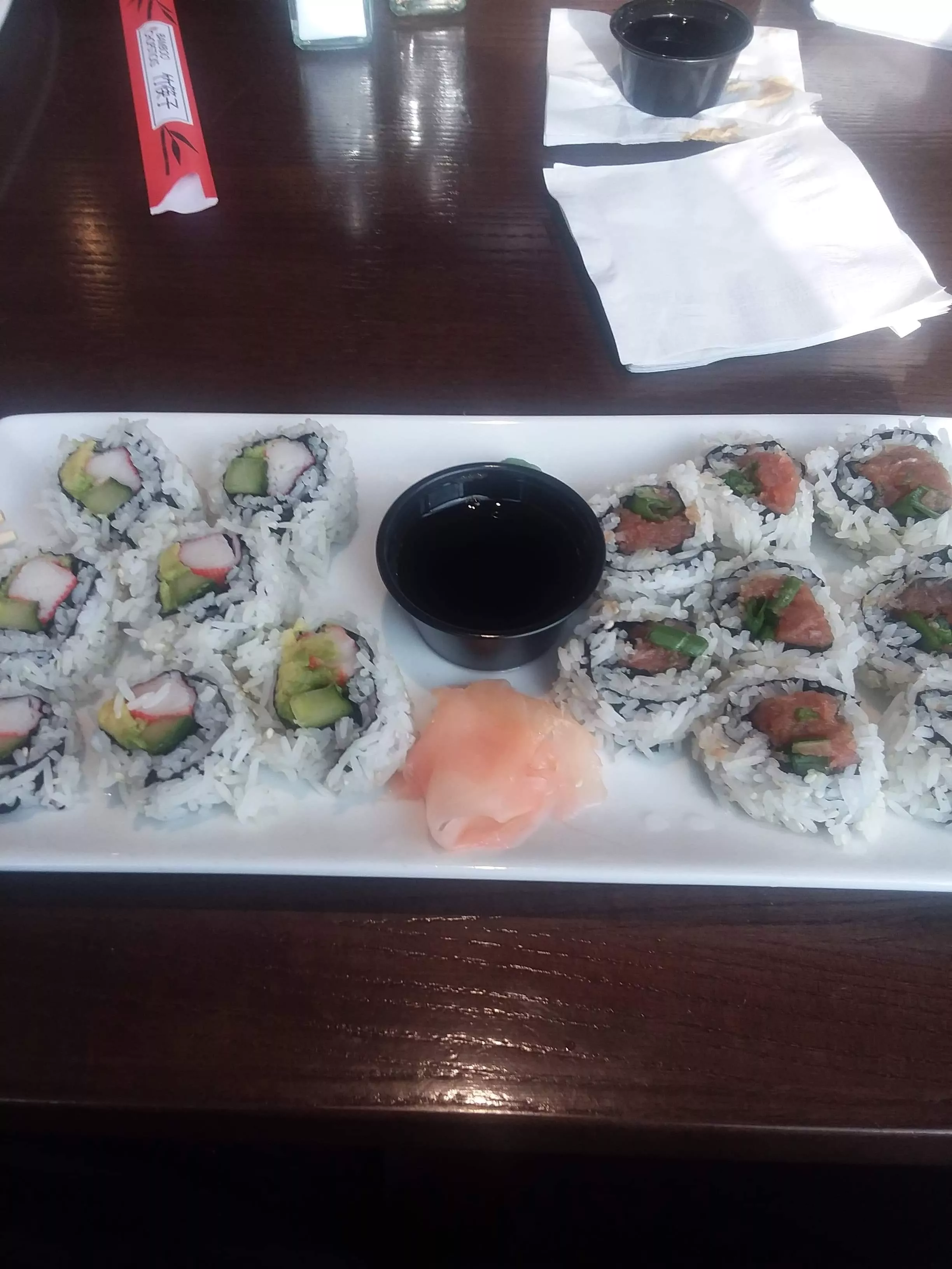 Had my birthday dinner tonight. Love me some spicy tuna roll. Sushi is the best!!!!