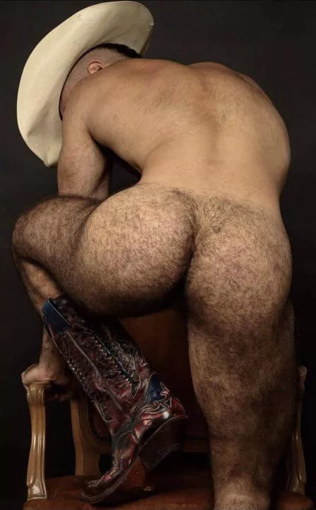 â€œHairy cowboy buttâ€ â€¦