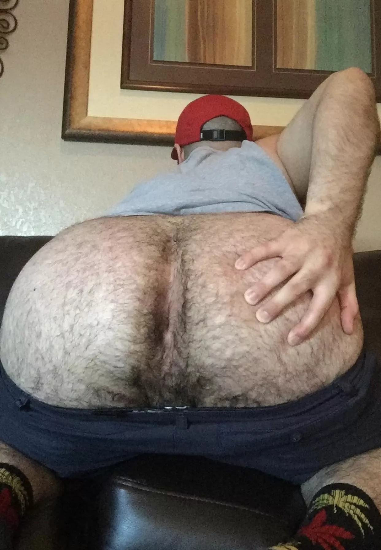 Hairy stoner ass