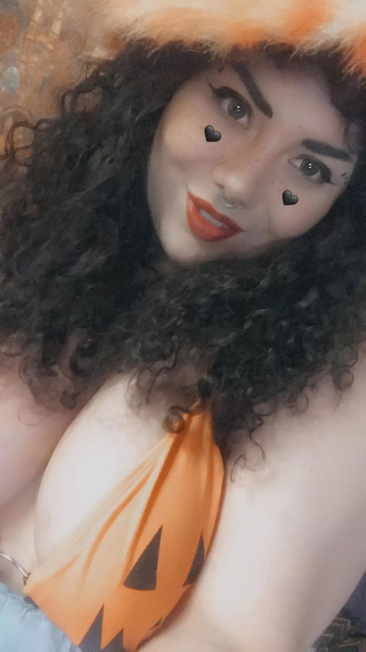 Halloween loving BBW live Rn