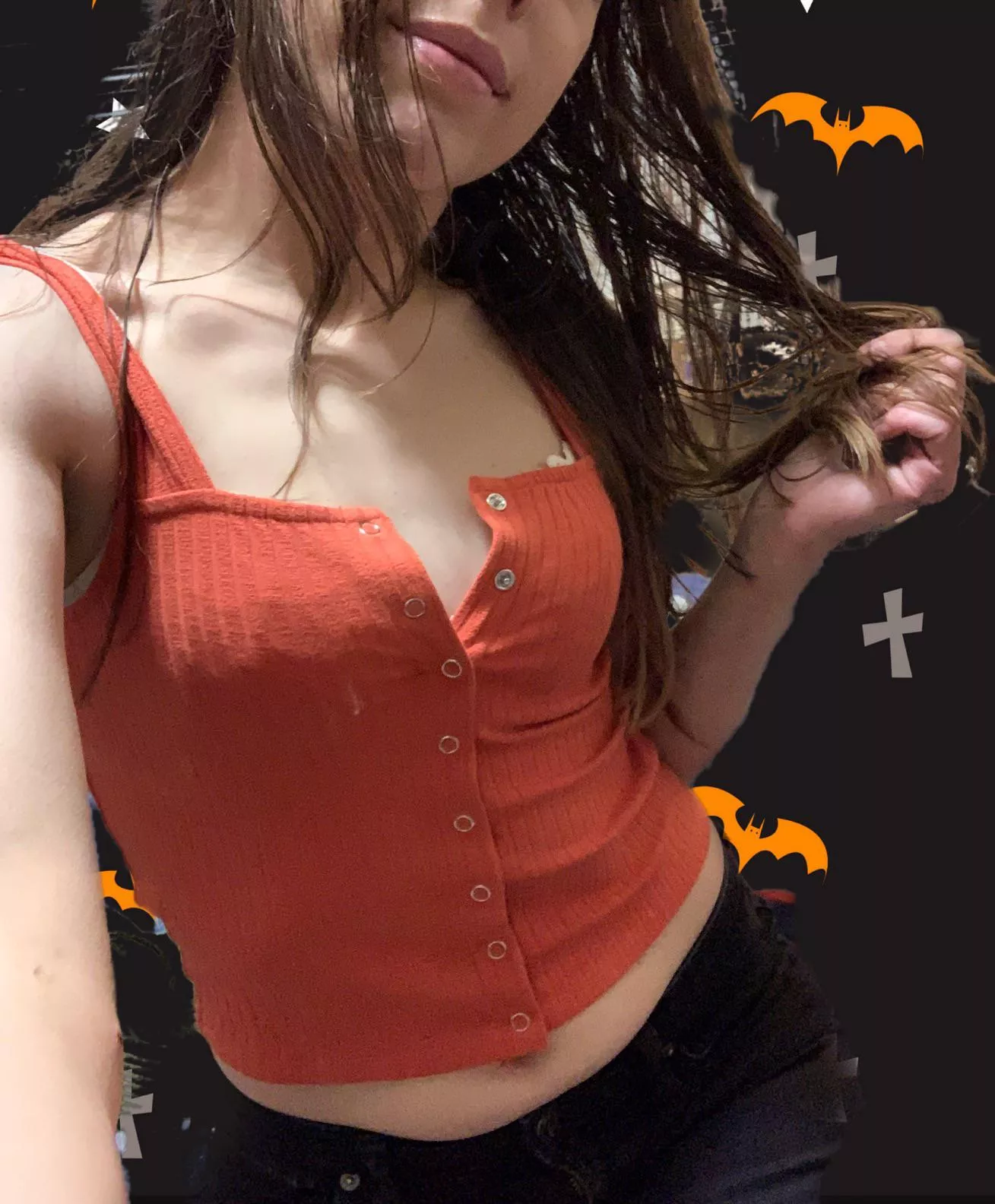 HAPPY HALLOWEEN!! 🎃👻 from your girl Stella 💫✨to all fellow Halloween lovers 🧡🤍🖤