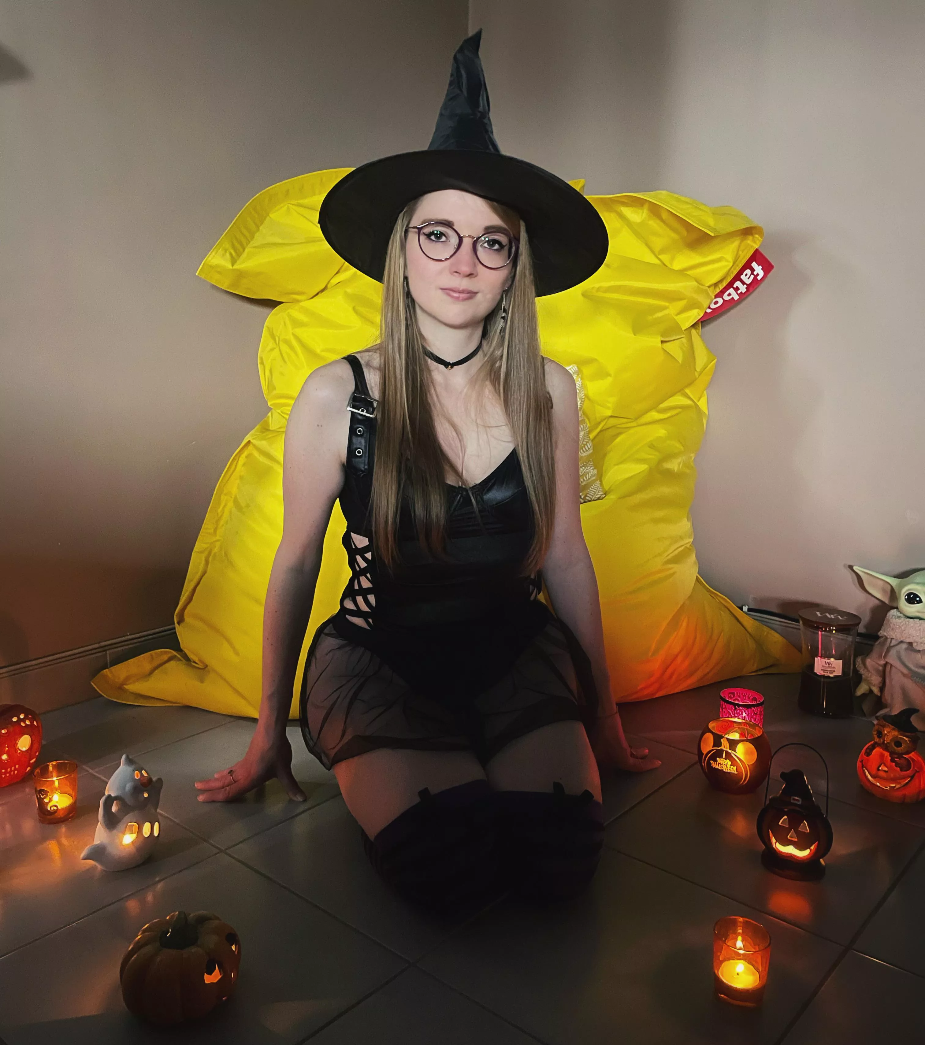 Happy Halloween, Reddit 🧙🏻 [F32]