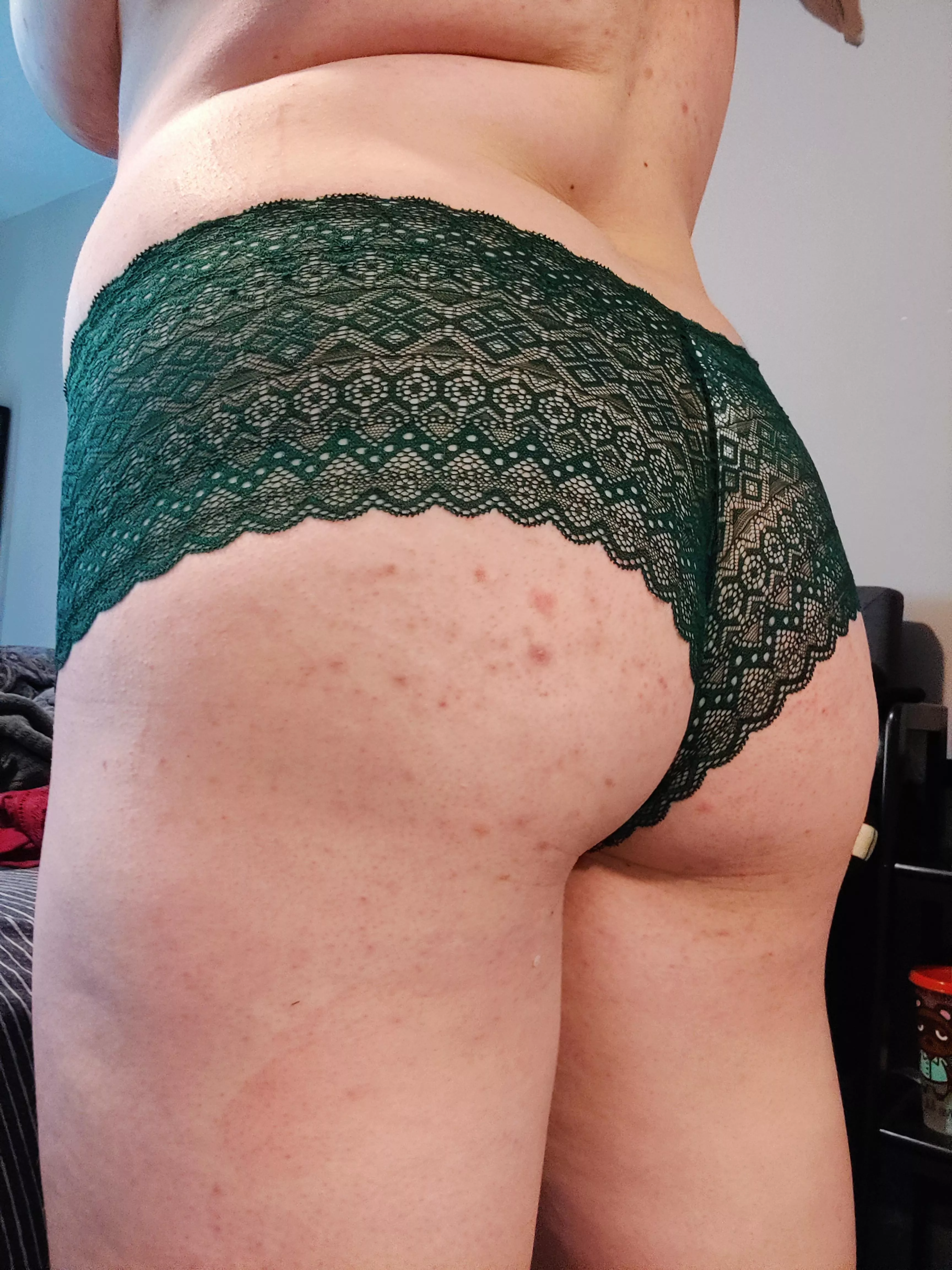 Happy Hump Day! ðŸ˜˜ [F]