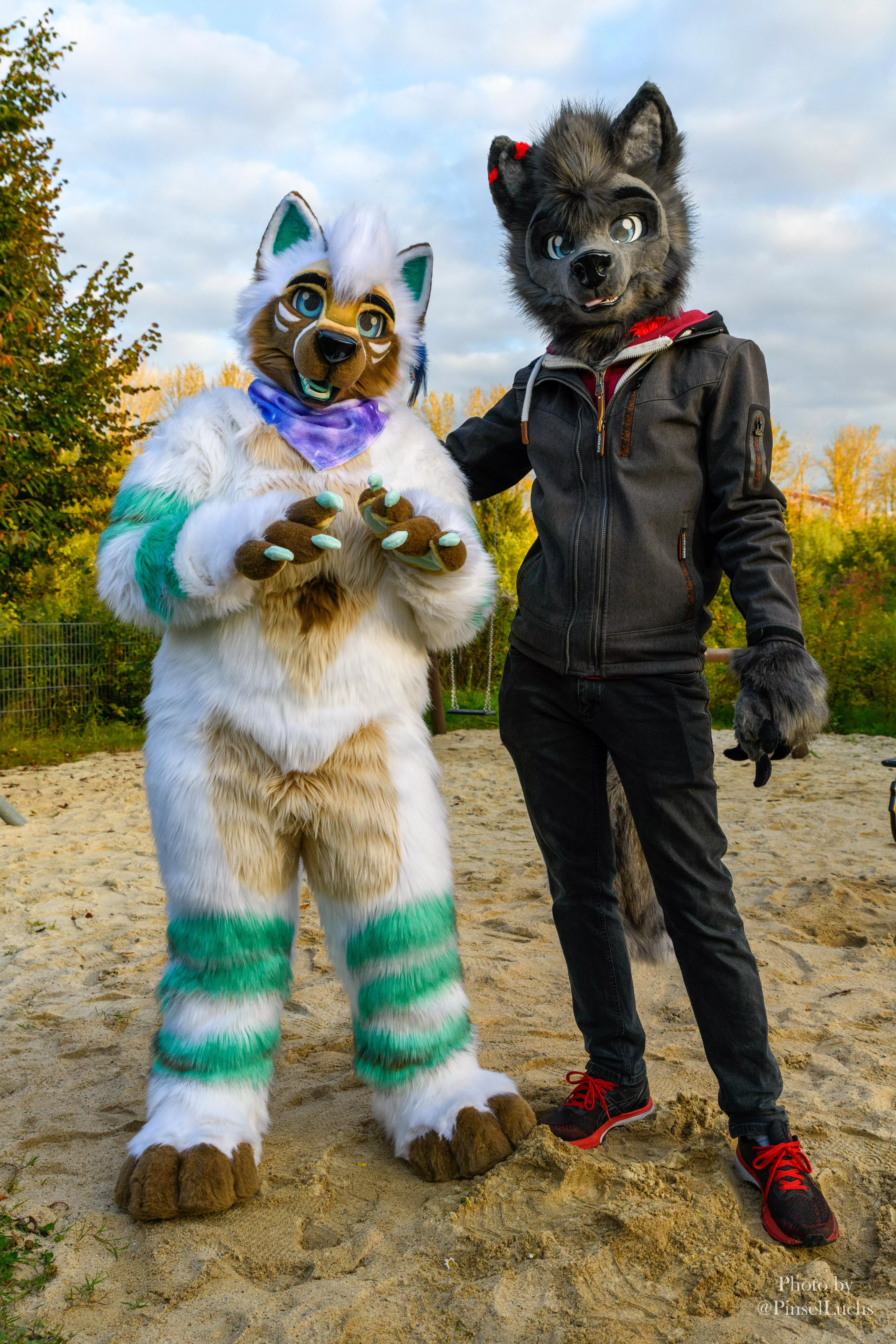 Happy Wolf Wednesday again with me and my boyfriend Karex â¤ï¸ ðŸ“¸PinselLuchs