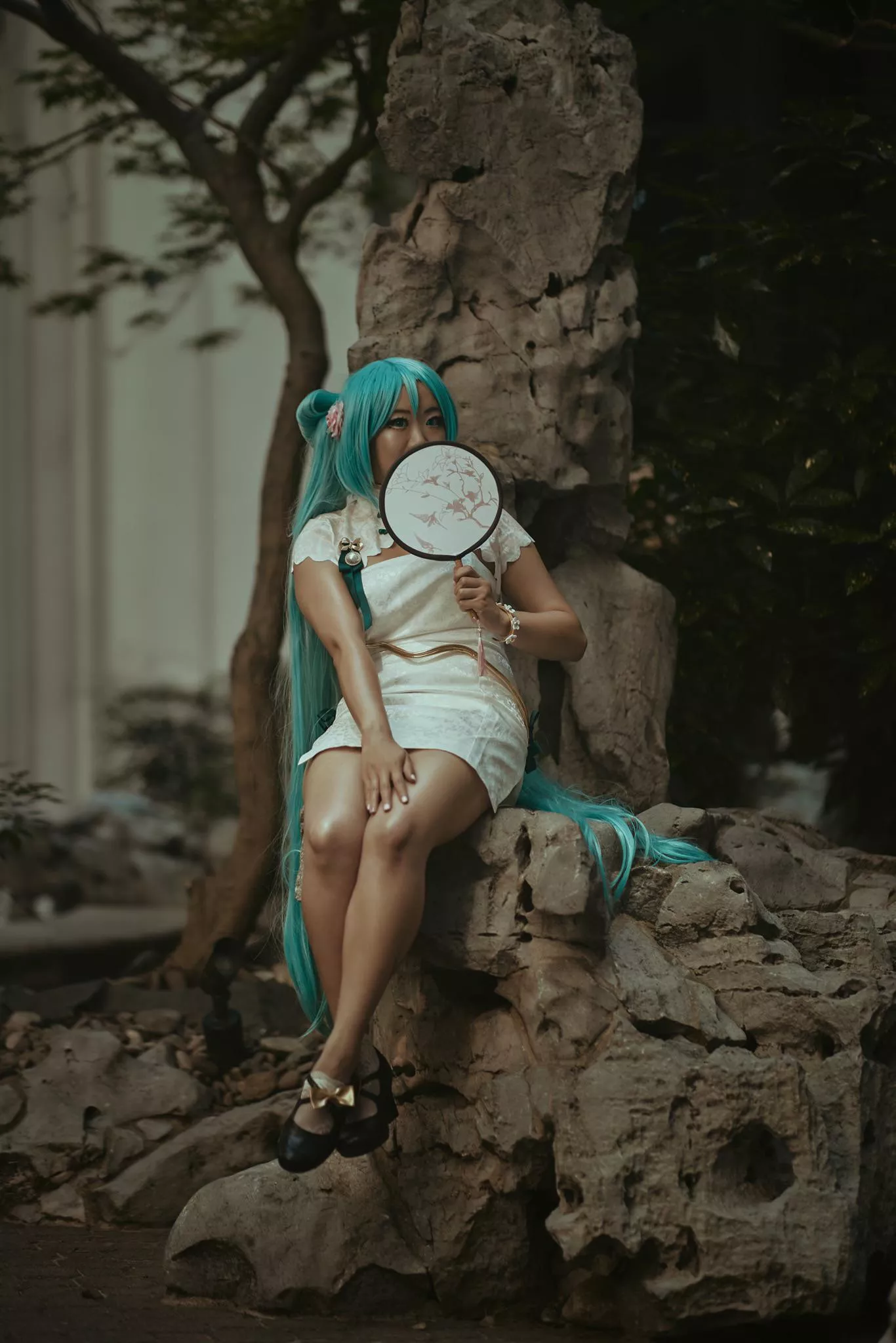 Hatsune Miku from Vocaloid cosplay by PearlPeony / photographer: Athel Rogers