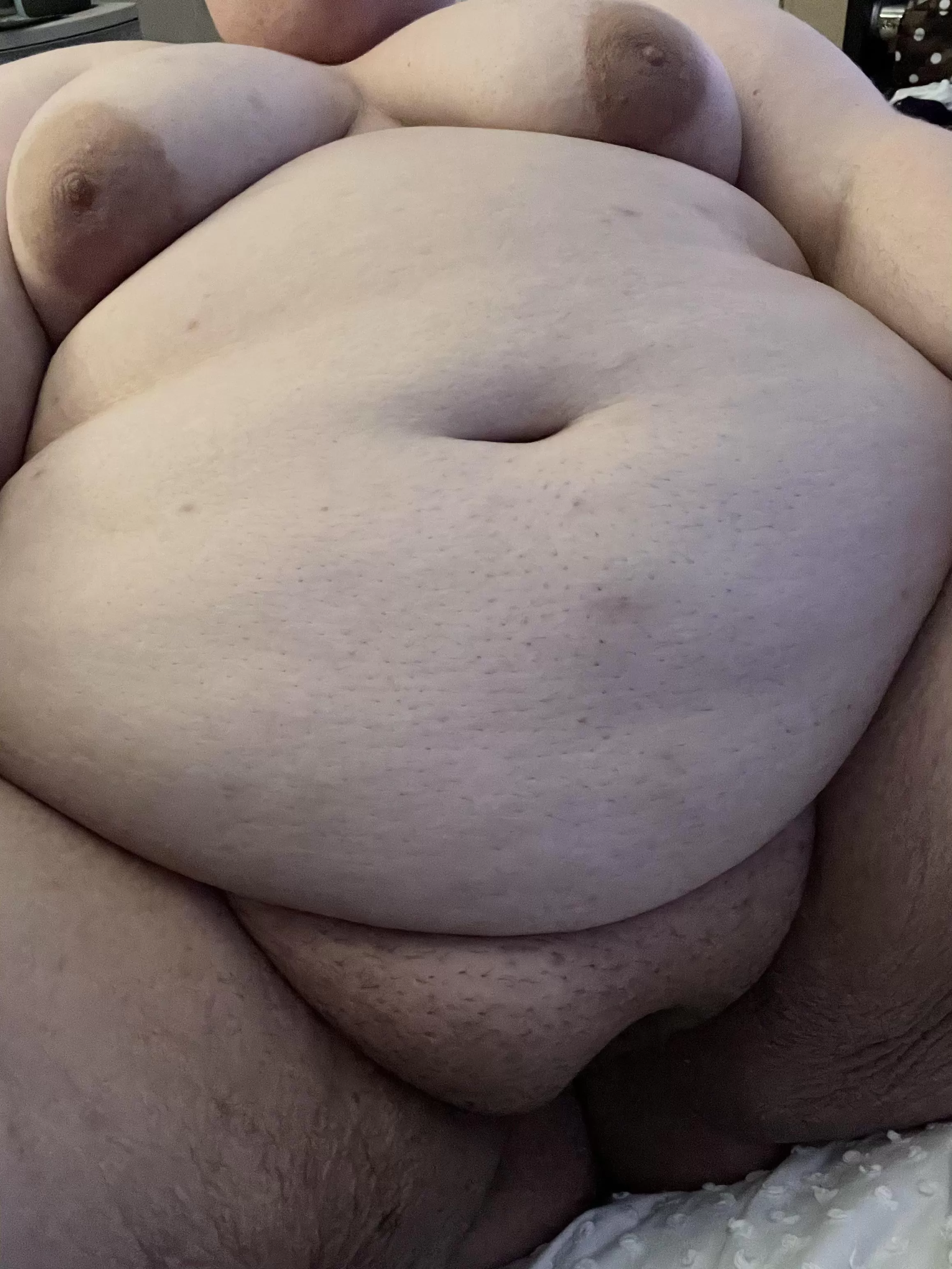 Heard plump pussies get filled around here