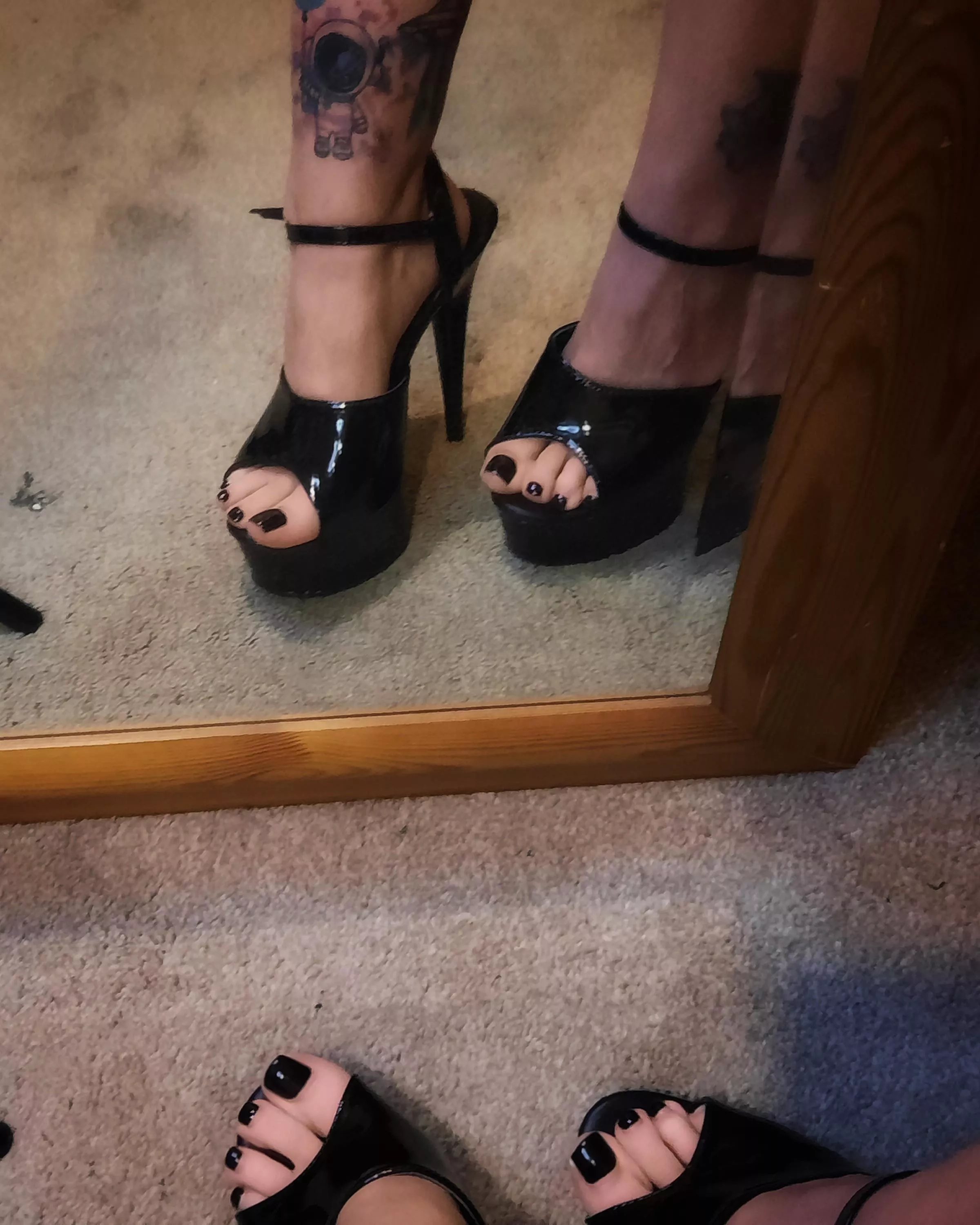 Heels with matching toes!