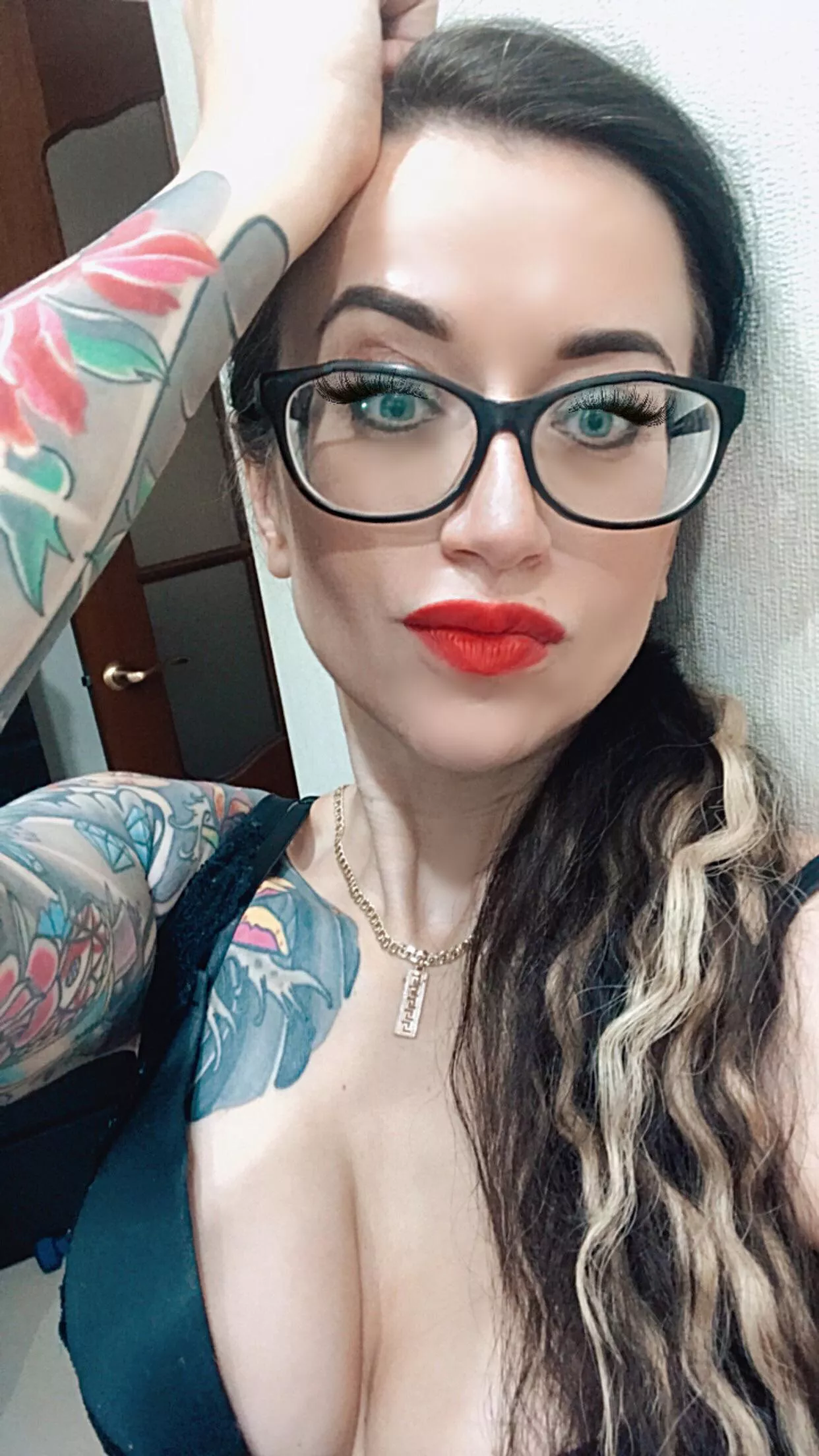 Hello! Iâ€™m Julia. Iâ€™m 42.Join meâ¤ï¸Fetish friendly. Subscribe me and get dick rating or 30 min sexting ðŸ˜®ðŸ”¥link below â¬‡ï¸