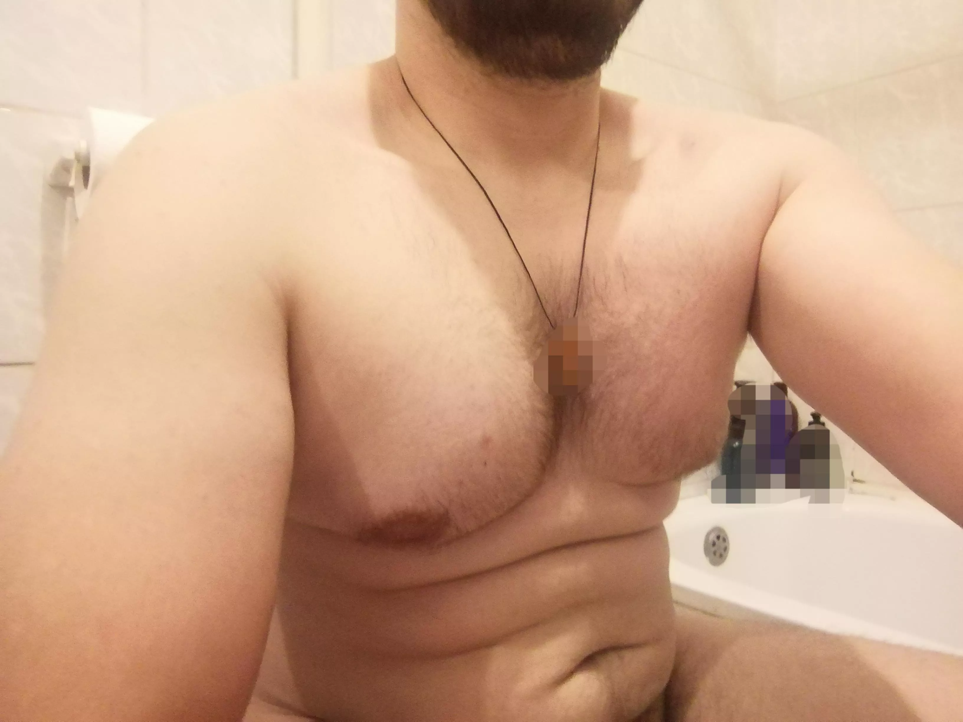 Hey guys. First time poster. Would like to hear what you think of me. If u are interested in cock pics. There are some of those on my profile here 26M