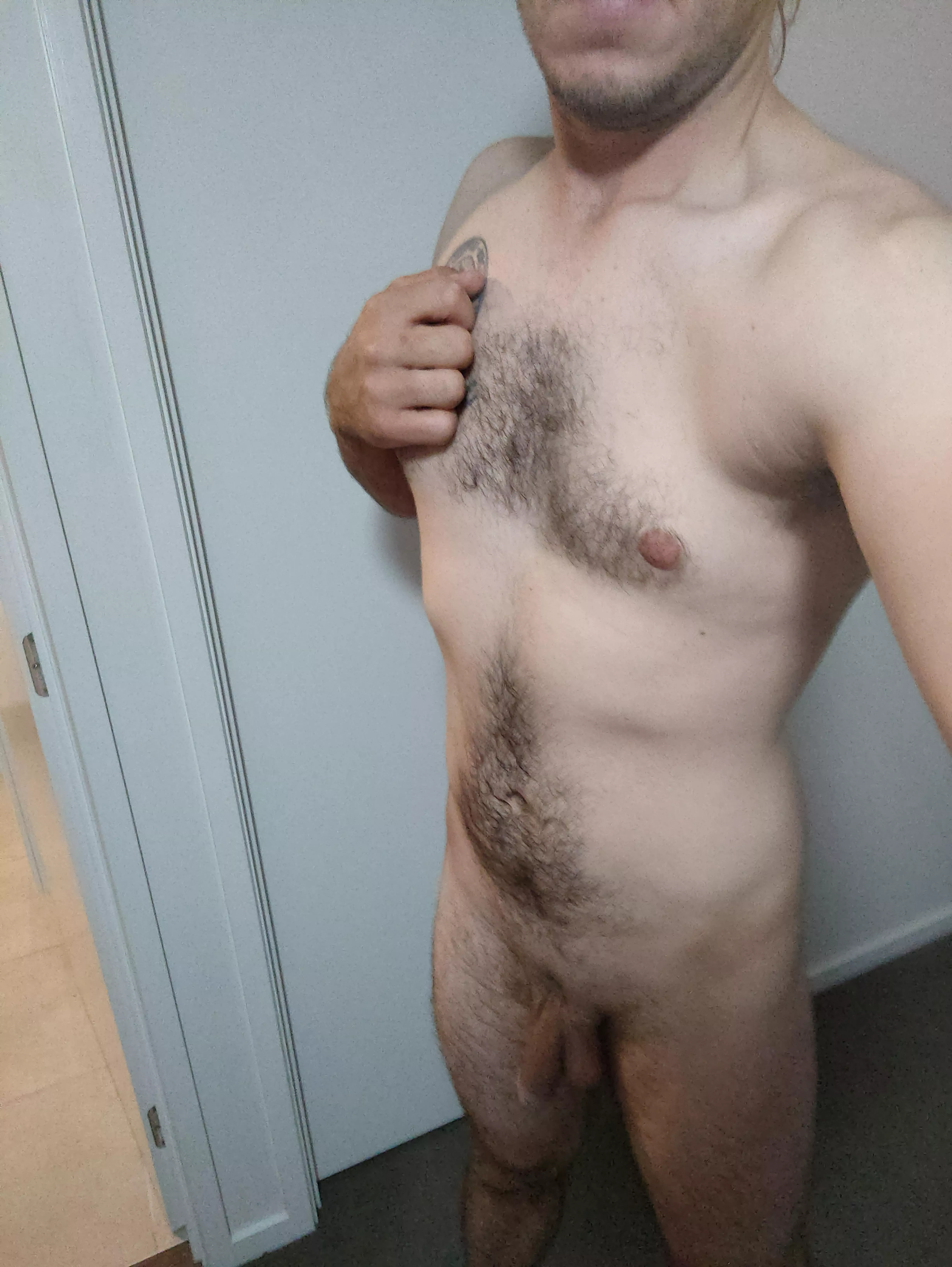 Hey guys recently got out of a 10 year relationship, and am just starting to test the waters back into single life M30-85kg-185cm