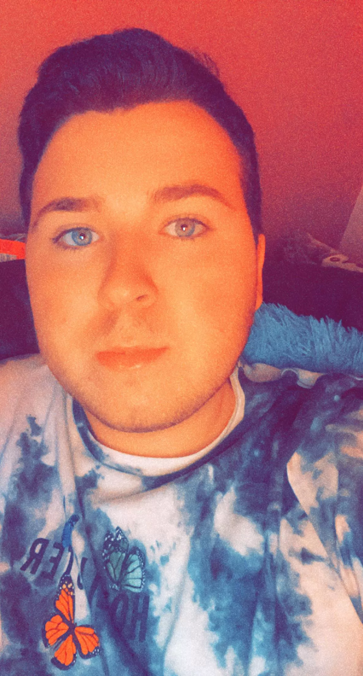 Hey there! Looking to make new friends :) I’m from the UK