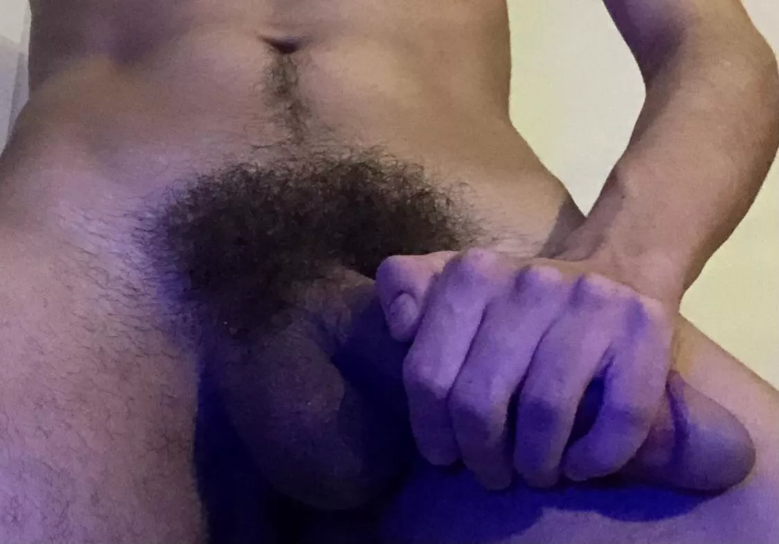 Hi i’m 18, is it hairy enough?