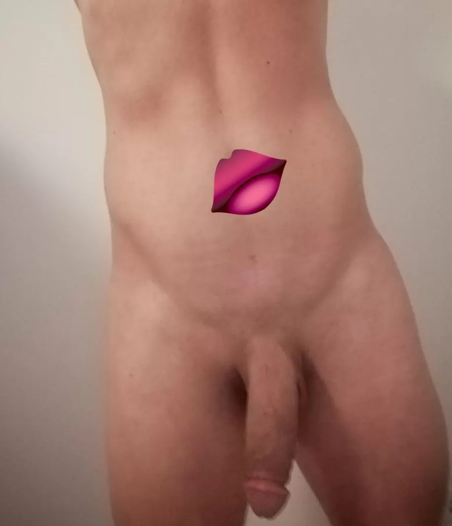 Hi! M30 and exhibitionist