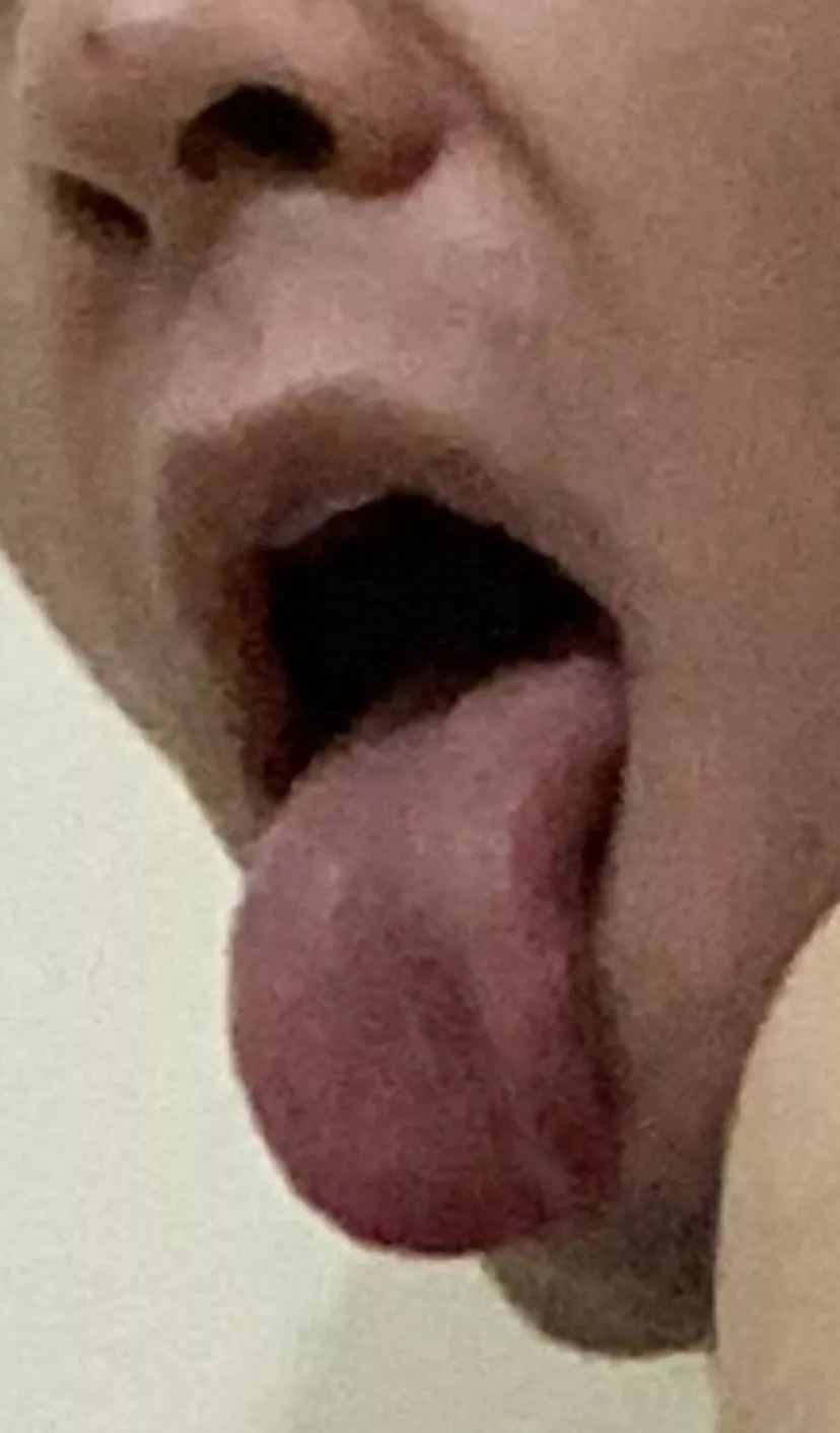 Hmu if you’re into doing ahegao