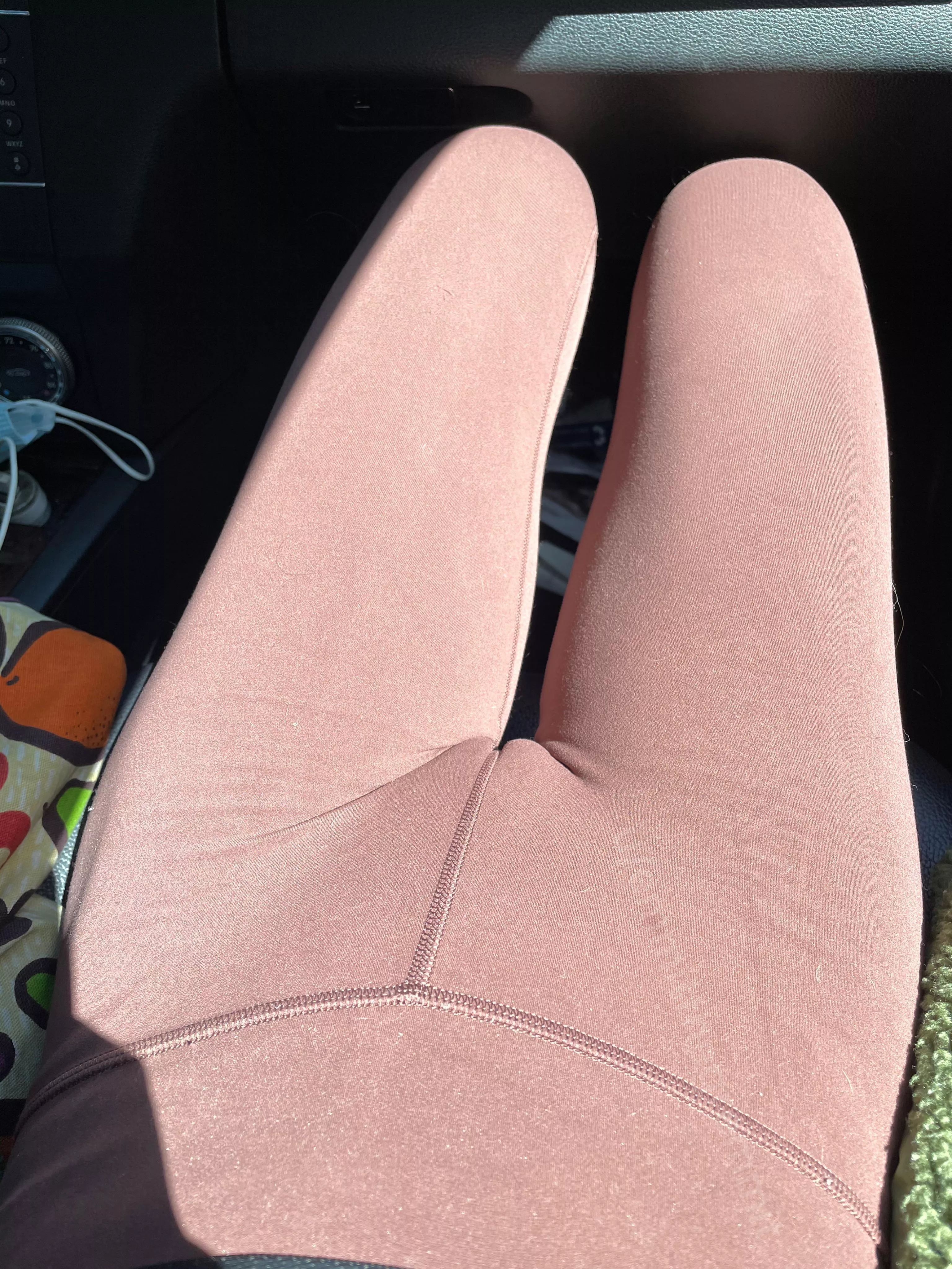 Hope my camel toe in my leggings makes your night :)