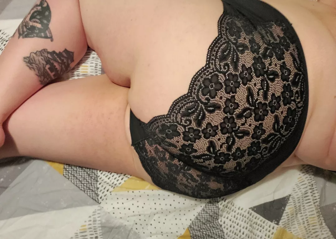 Hope you enjoy my fine ass ðŸŒ¼ðŸ°