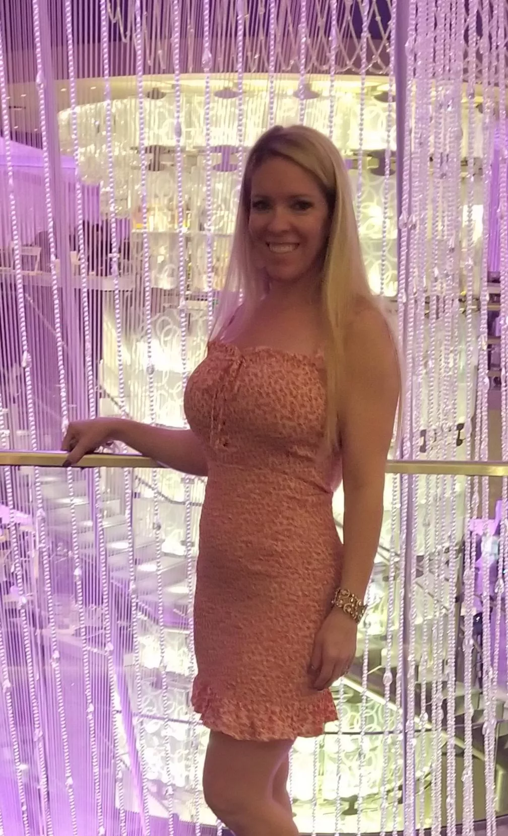 Hotwife in Las Vegas this week! DM me!