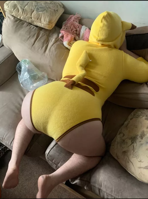 How do I look as Pikachu? [f]