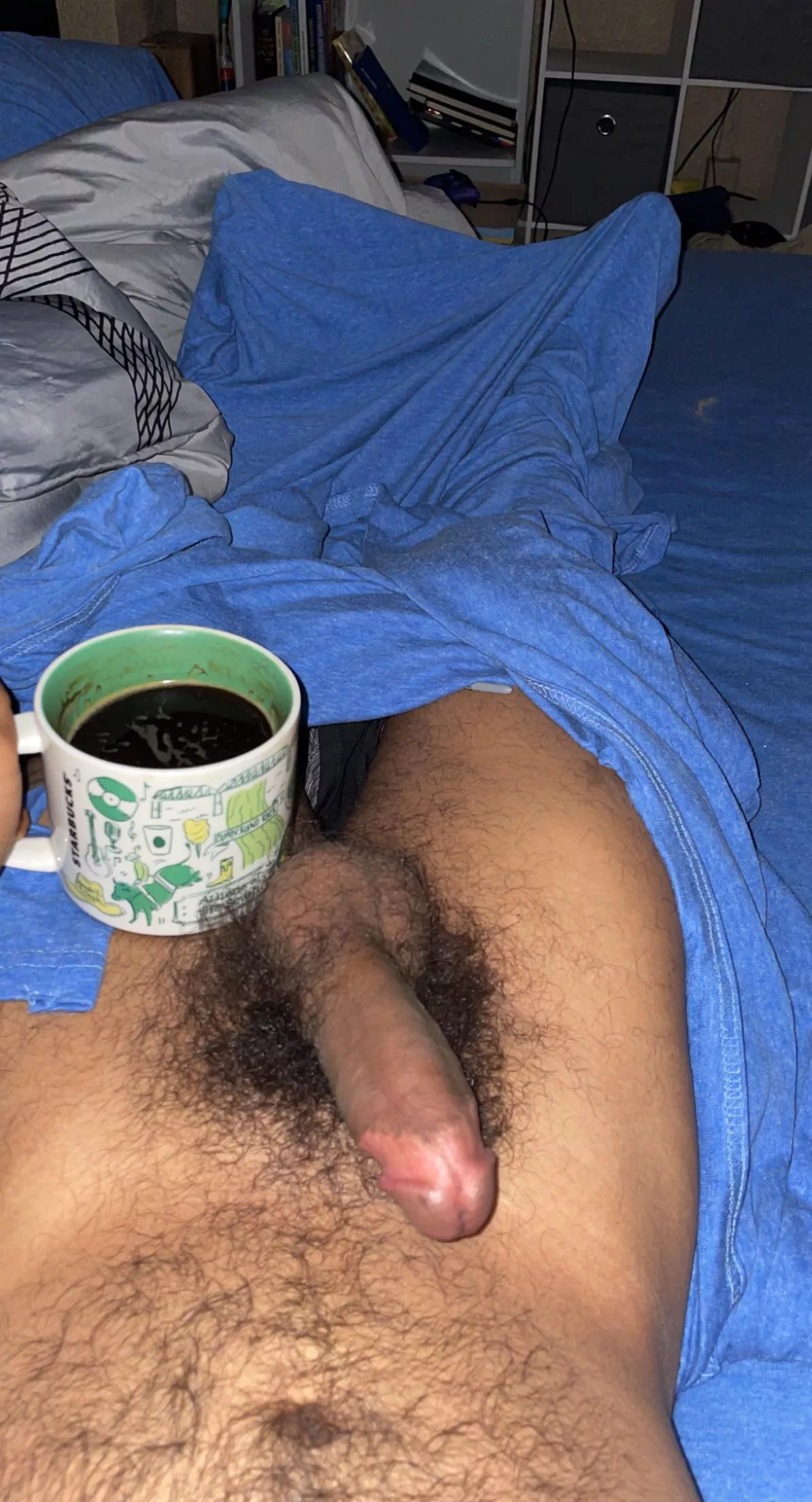 Howdy y'all , morning coffee and hard . 🤠