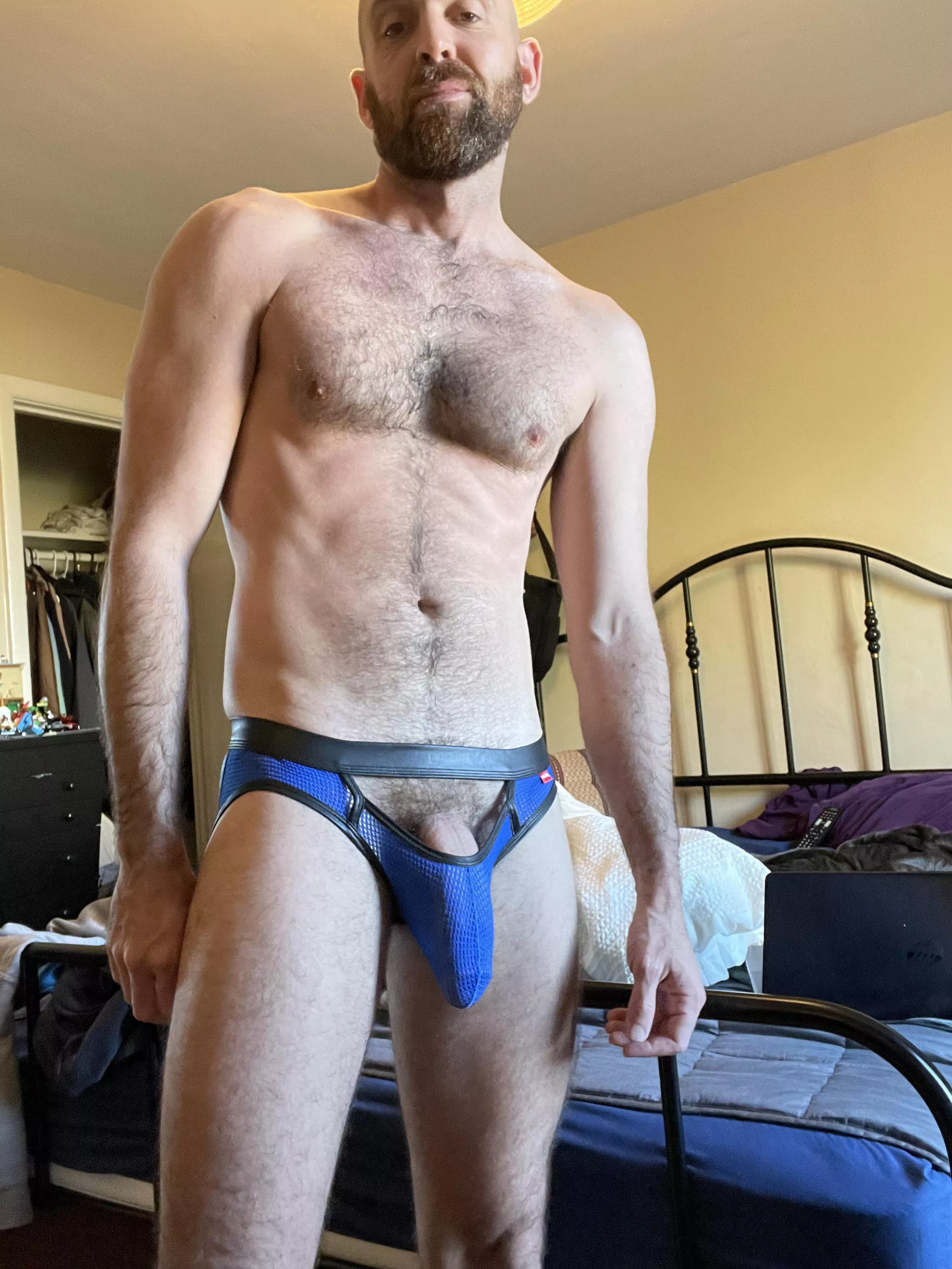 Howâ€™s my bulge look?