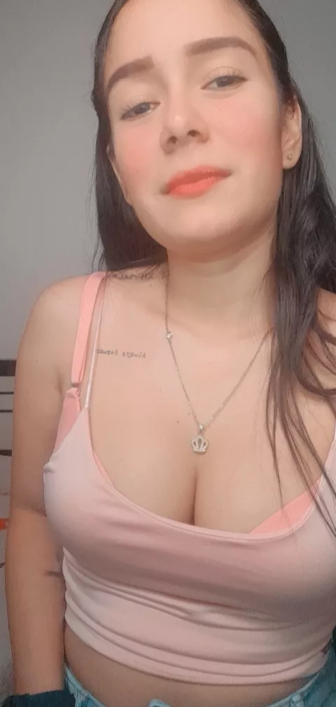 https://chaturbate.com/avrillopez/ ❤️ONLINE❤️