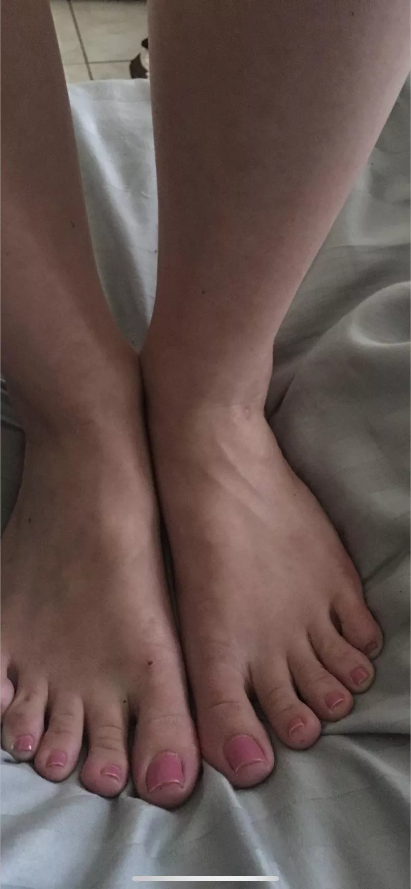 Huge foot fetish.