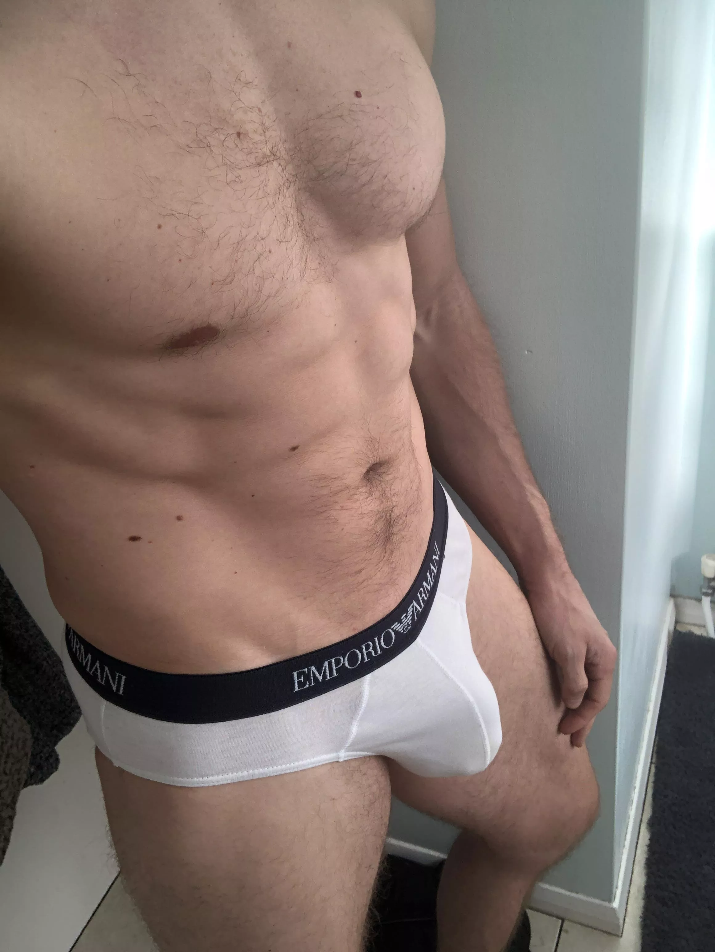 I Always think my bulge 🍆 looks good in these briefs, do you agree?