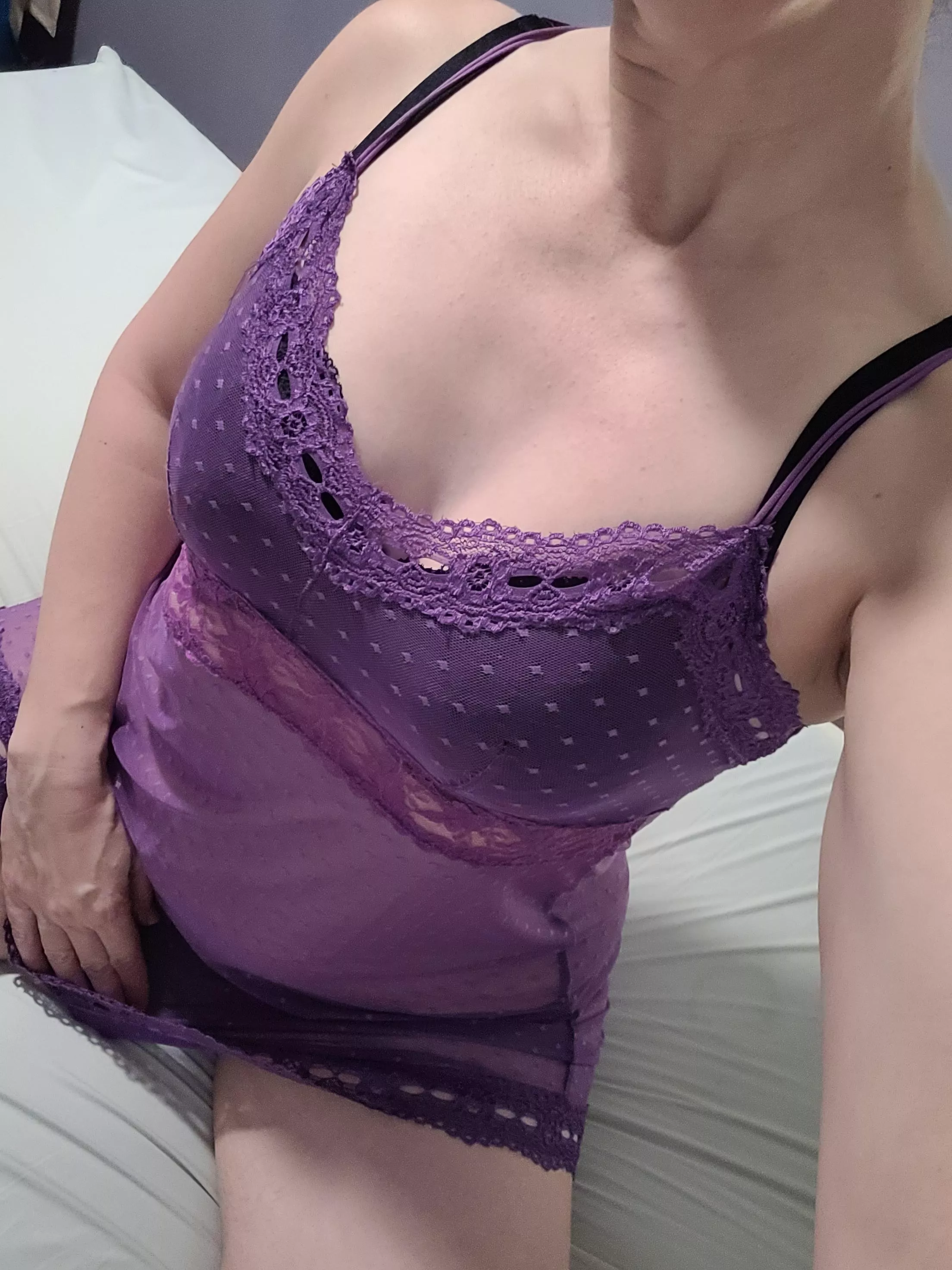 I am waiting for you. This milf is horny and tippers are always spoiled back. Offers 🍆 rating, sexting, and more (3 day trial; link in comment and bio)