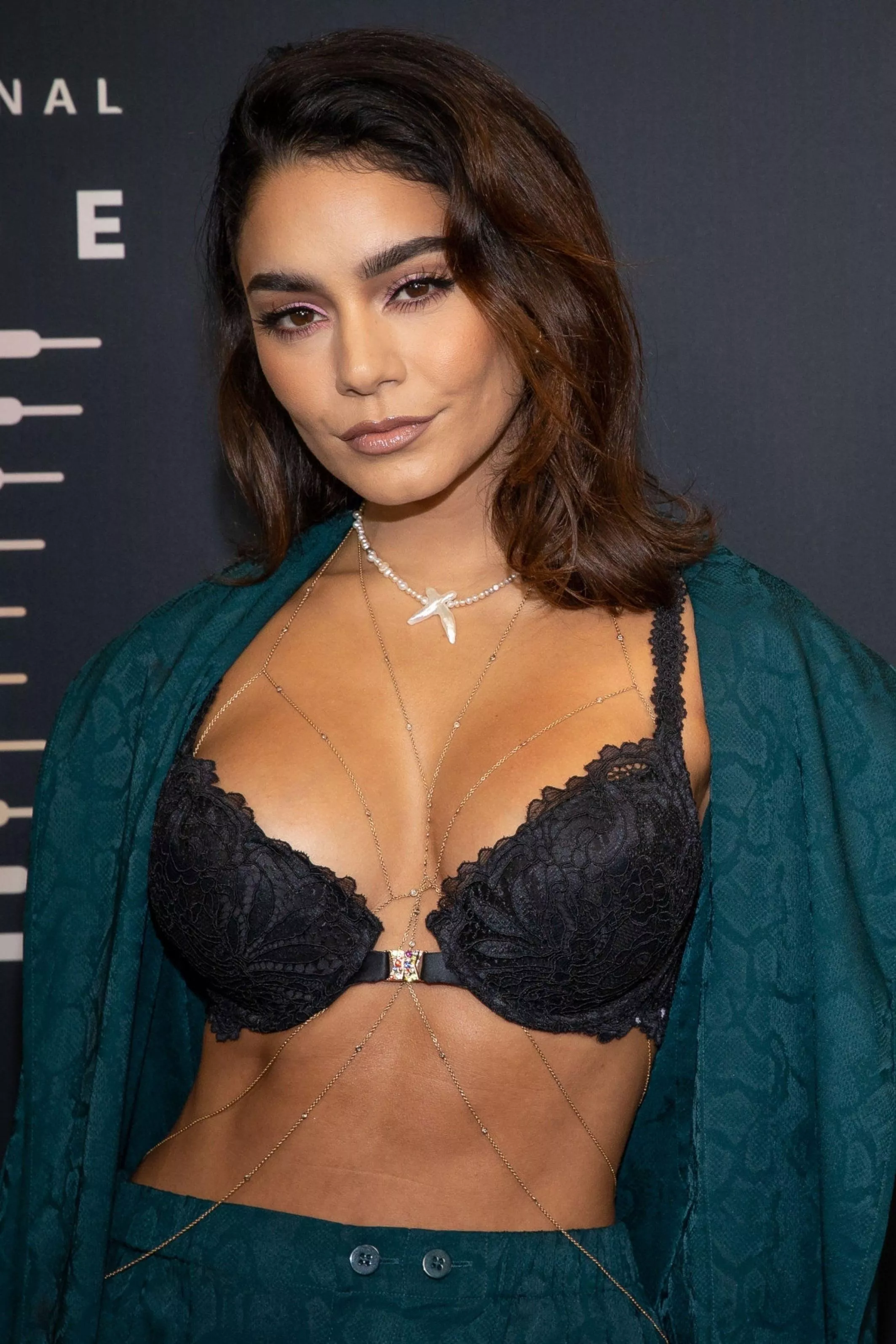 I genuinely donâ€™t know what about Vanessa Hudgens gets me harder, her perfect tits or her tight abs ðŸ¤¤