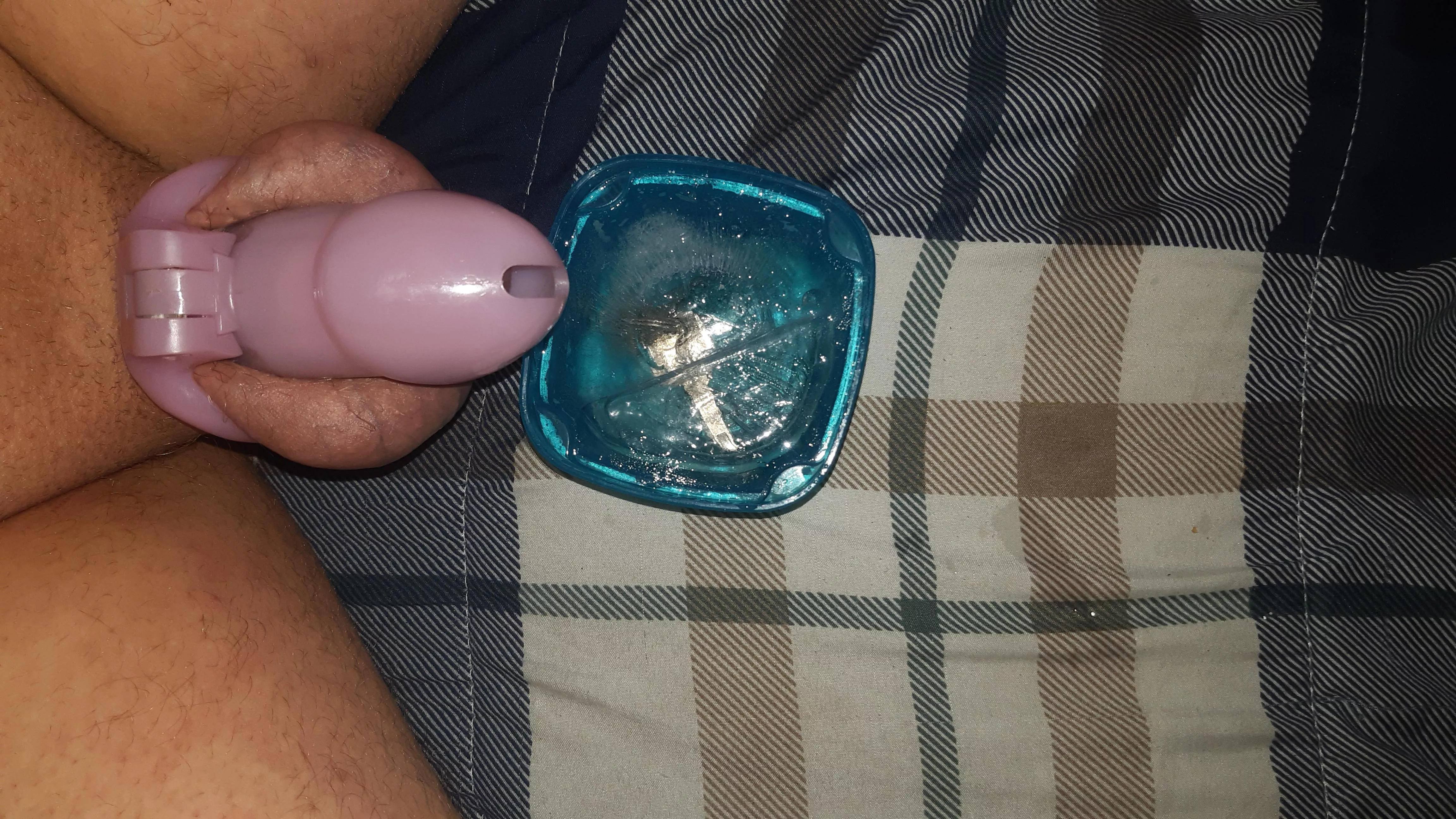 I have been in chastity since yesterday and the keys are frozen in ice now i cant get out!