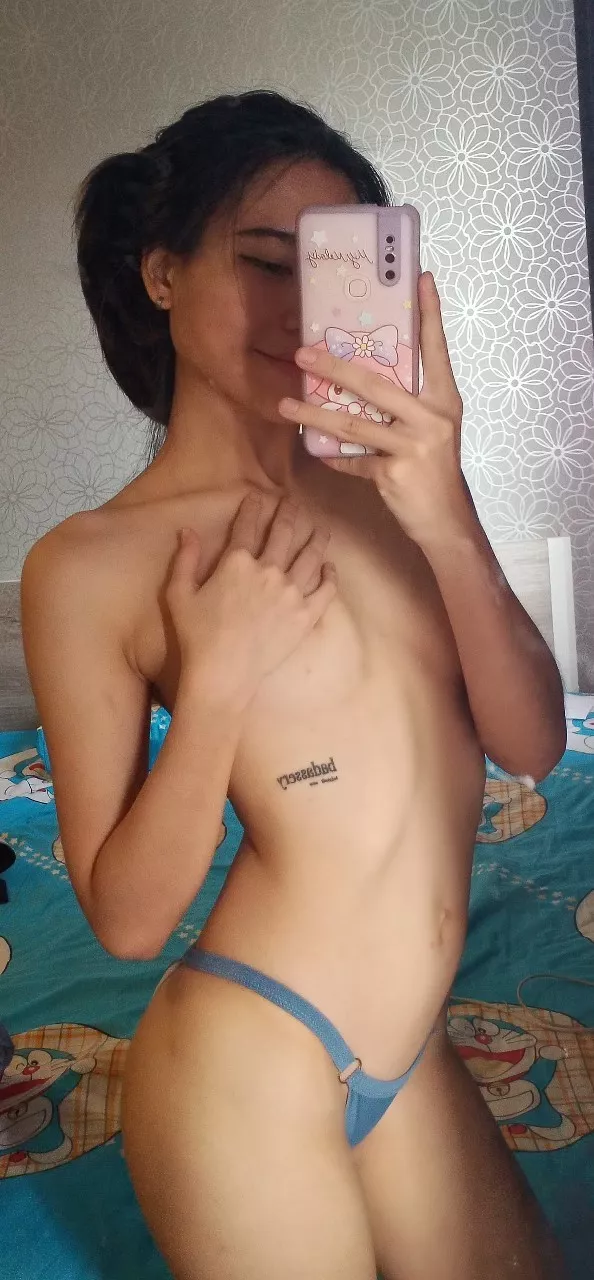 I hope there is anyone here that appreciates a tiny teen body like mine ðŸ¥º