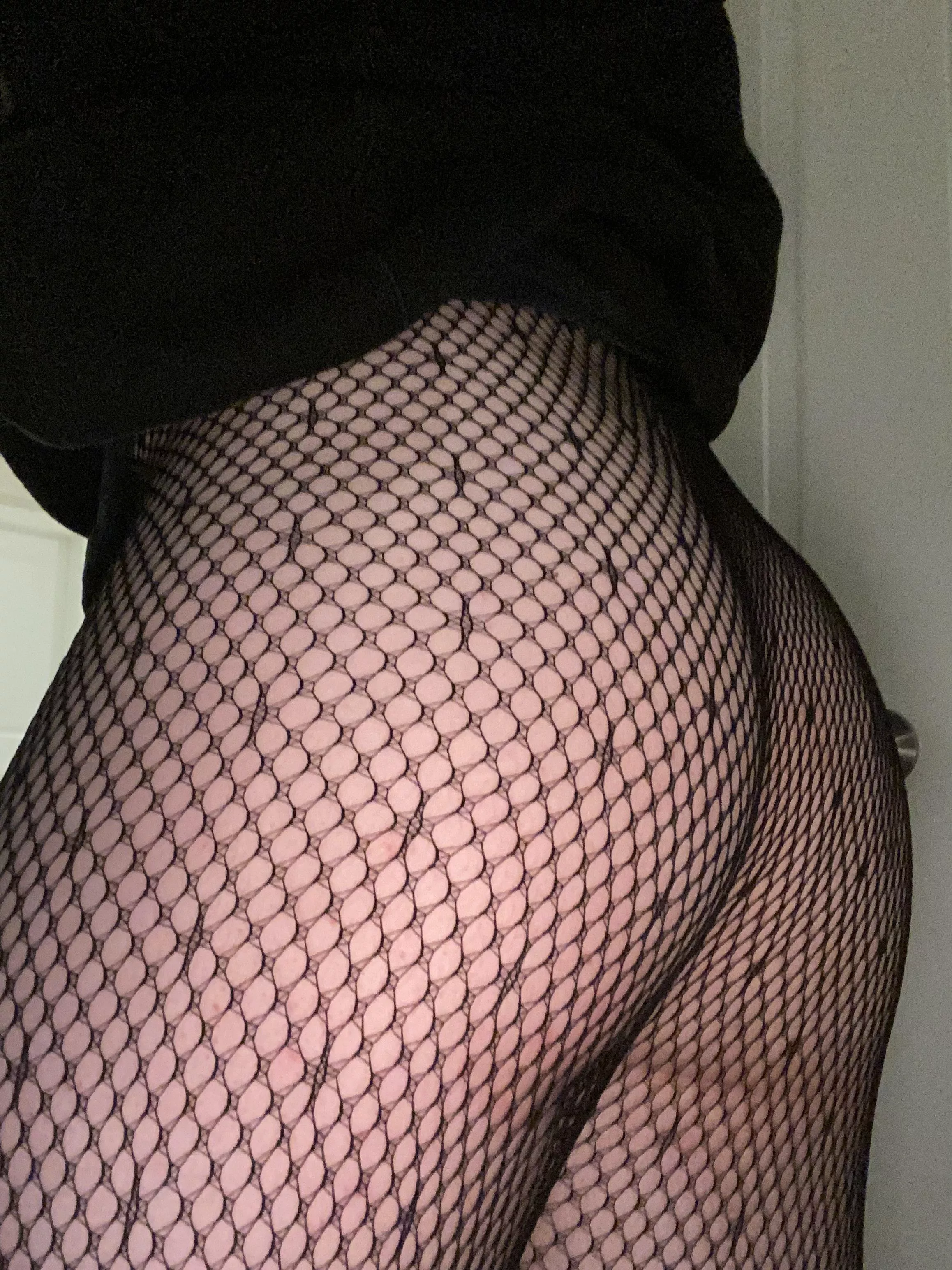 I hope you like fishnets 😅